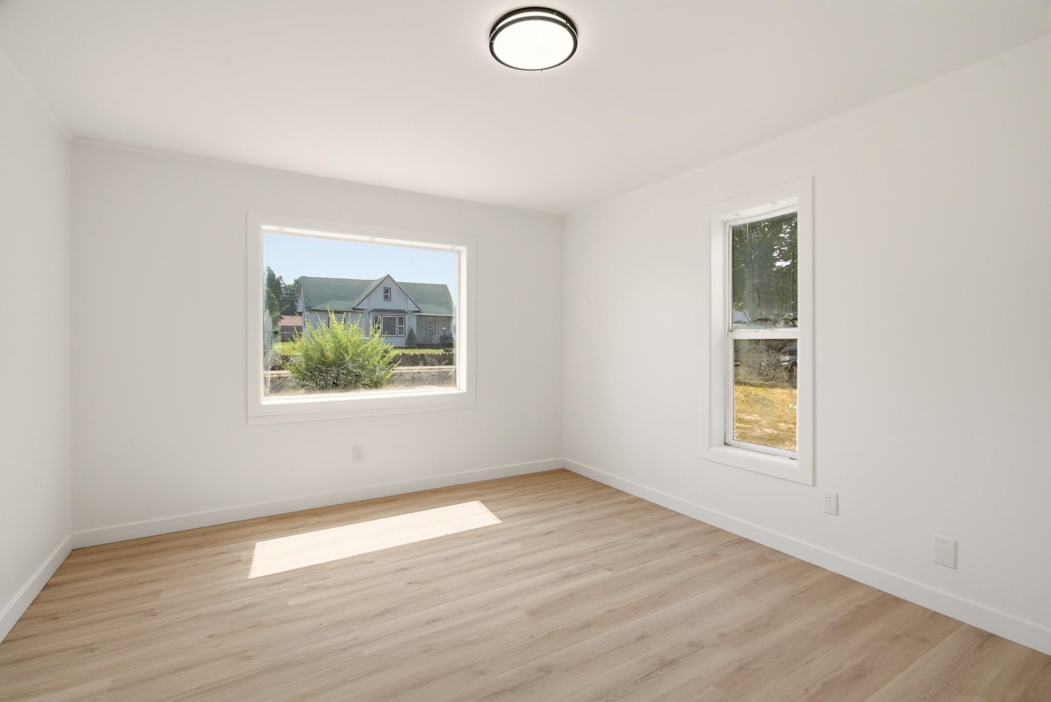 717 E Wabash Ave - Photo 9