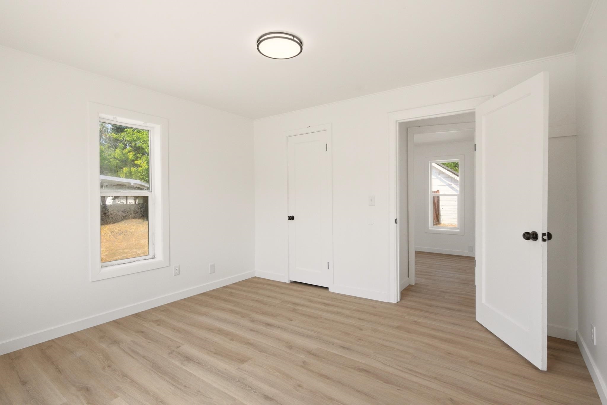 717 E Wabash Ave - Photo 10