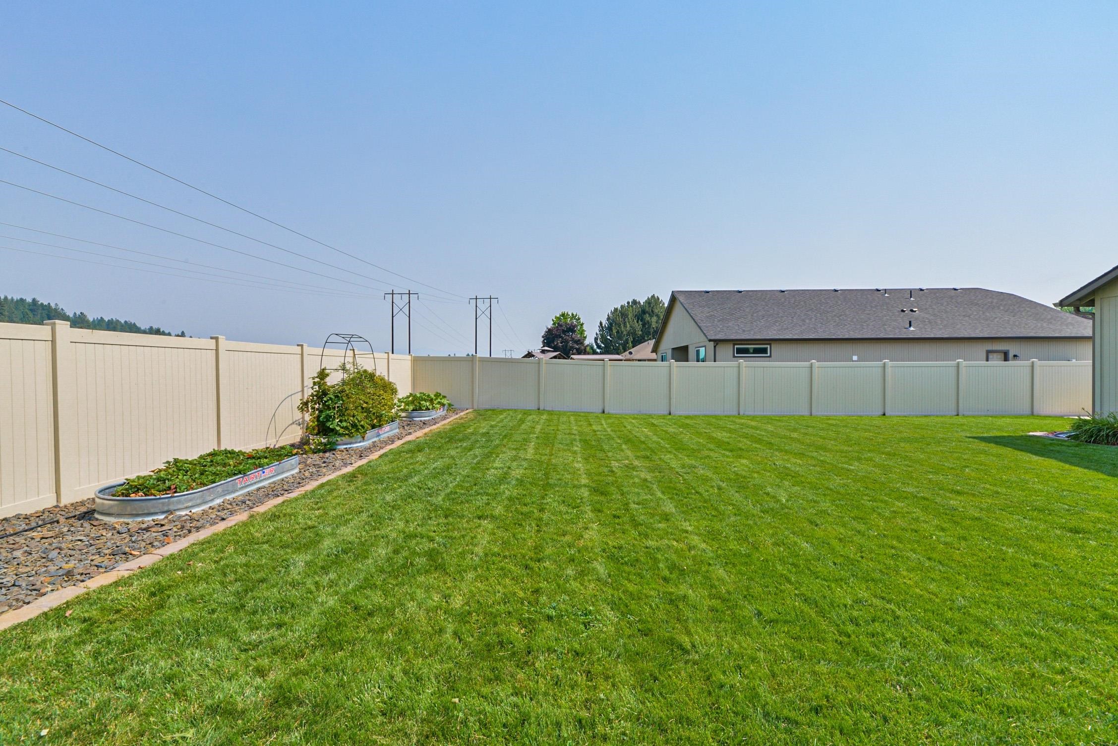 15001 E Crown Ave - Photo 32