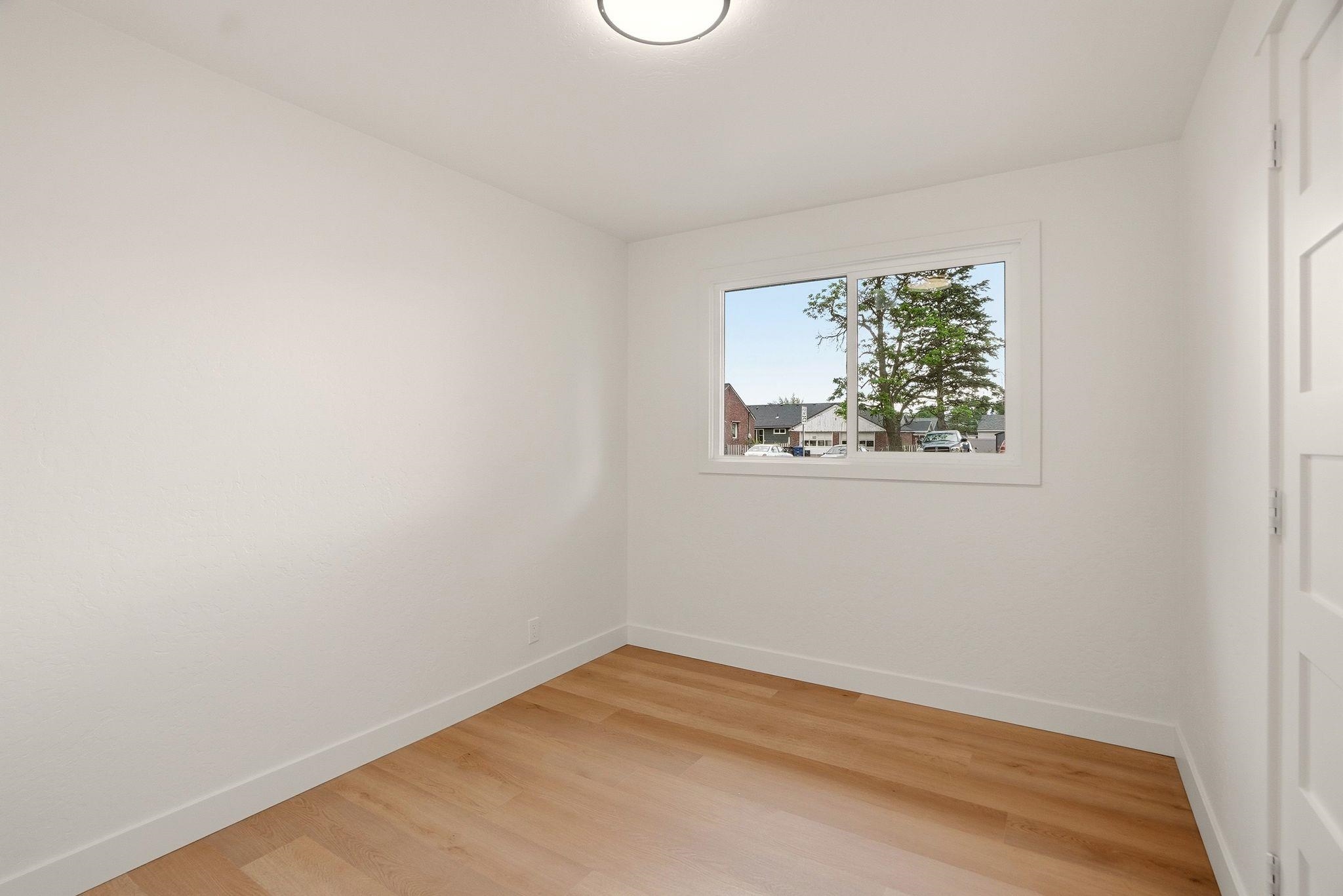 8309 E knox Ave - Photo 13