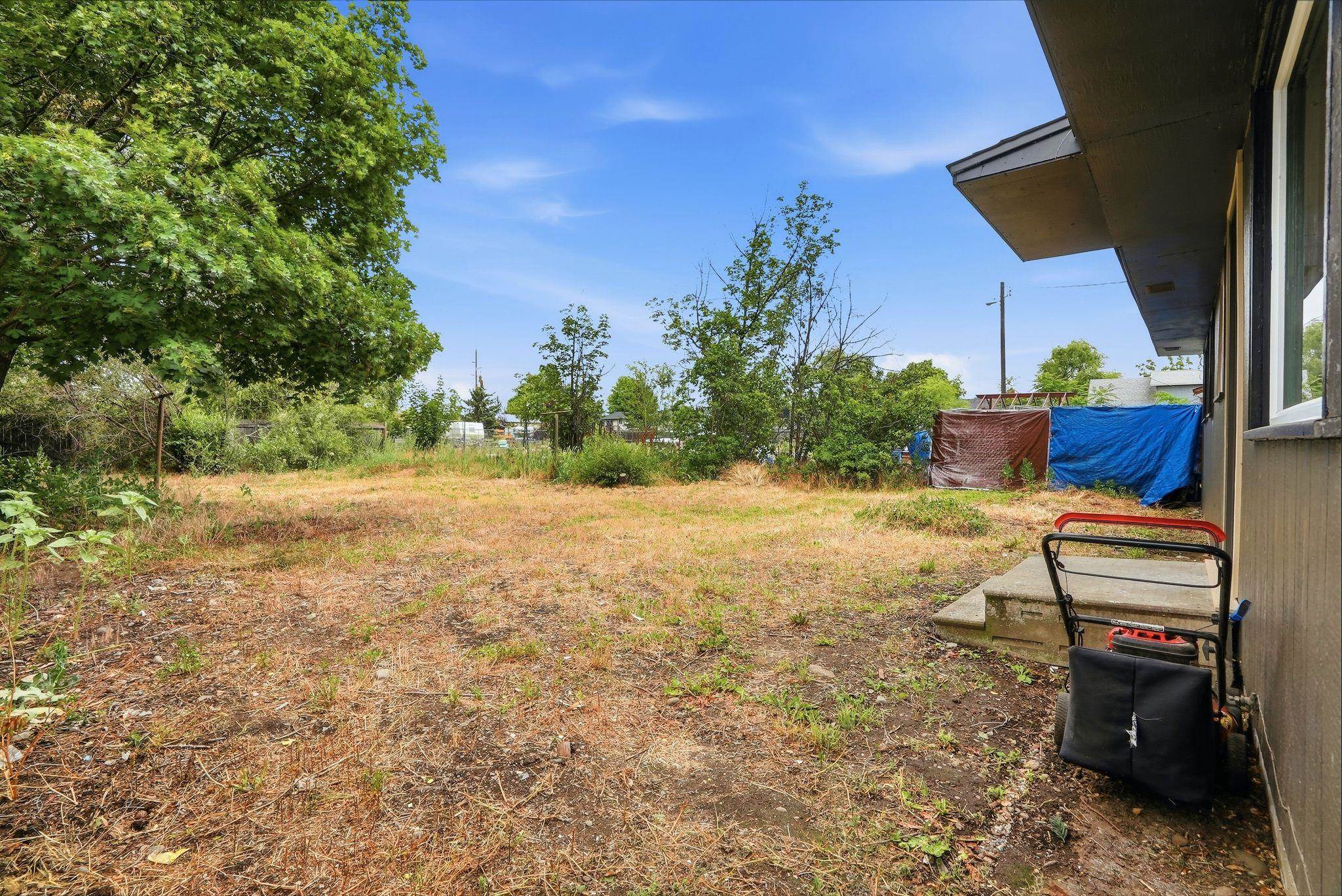 8309 E knox Ave - Photo 16