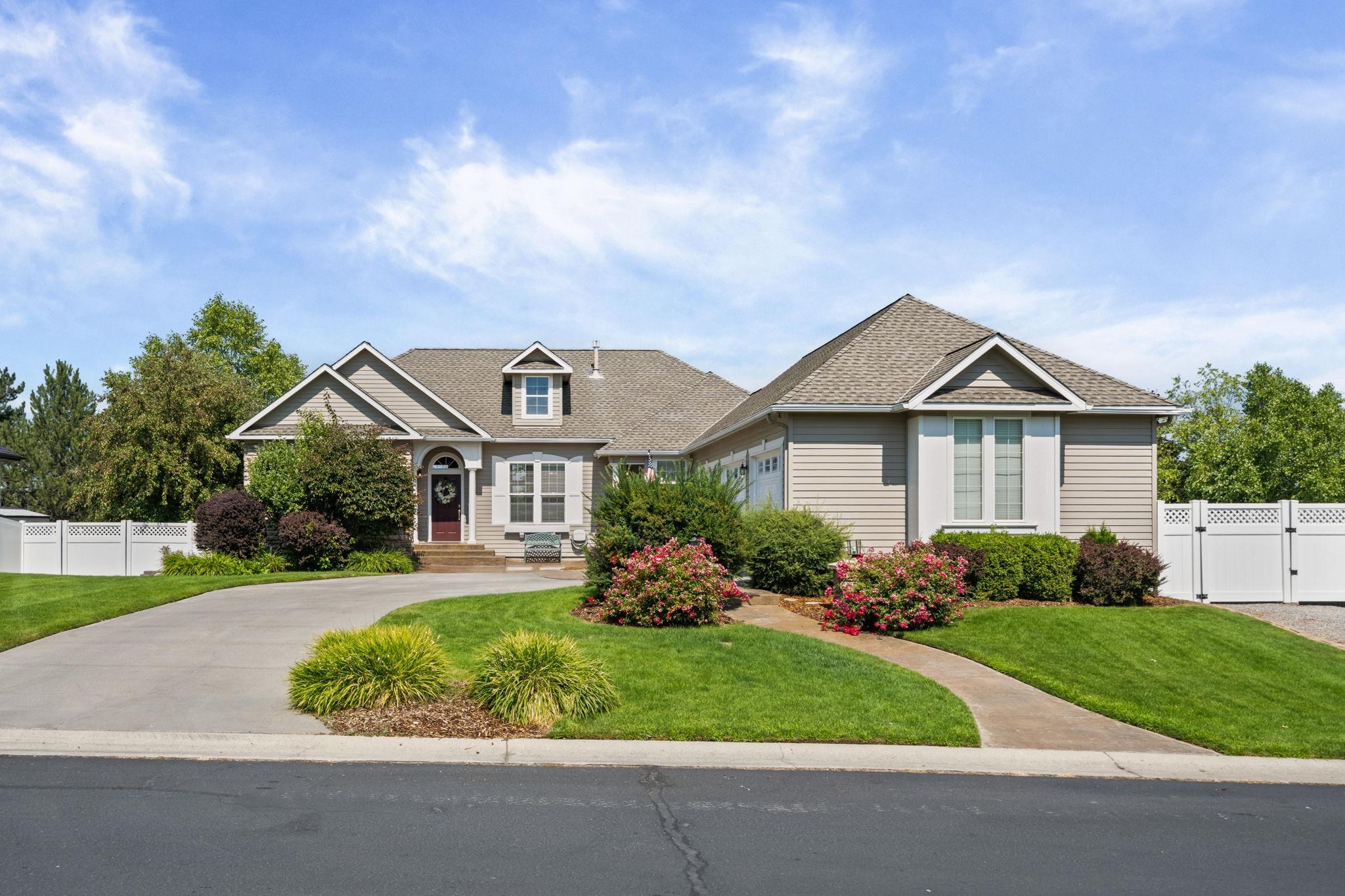 17125 E Daybreak Ln - Photo 3