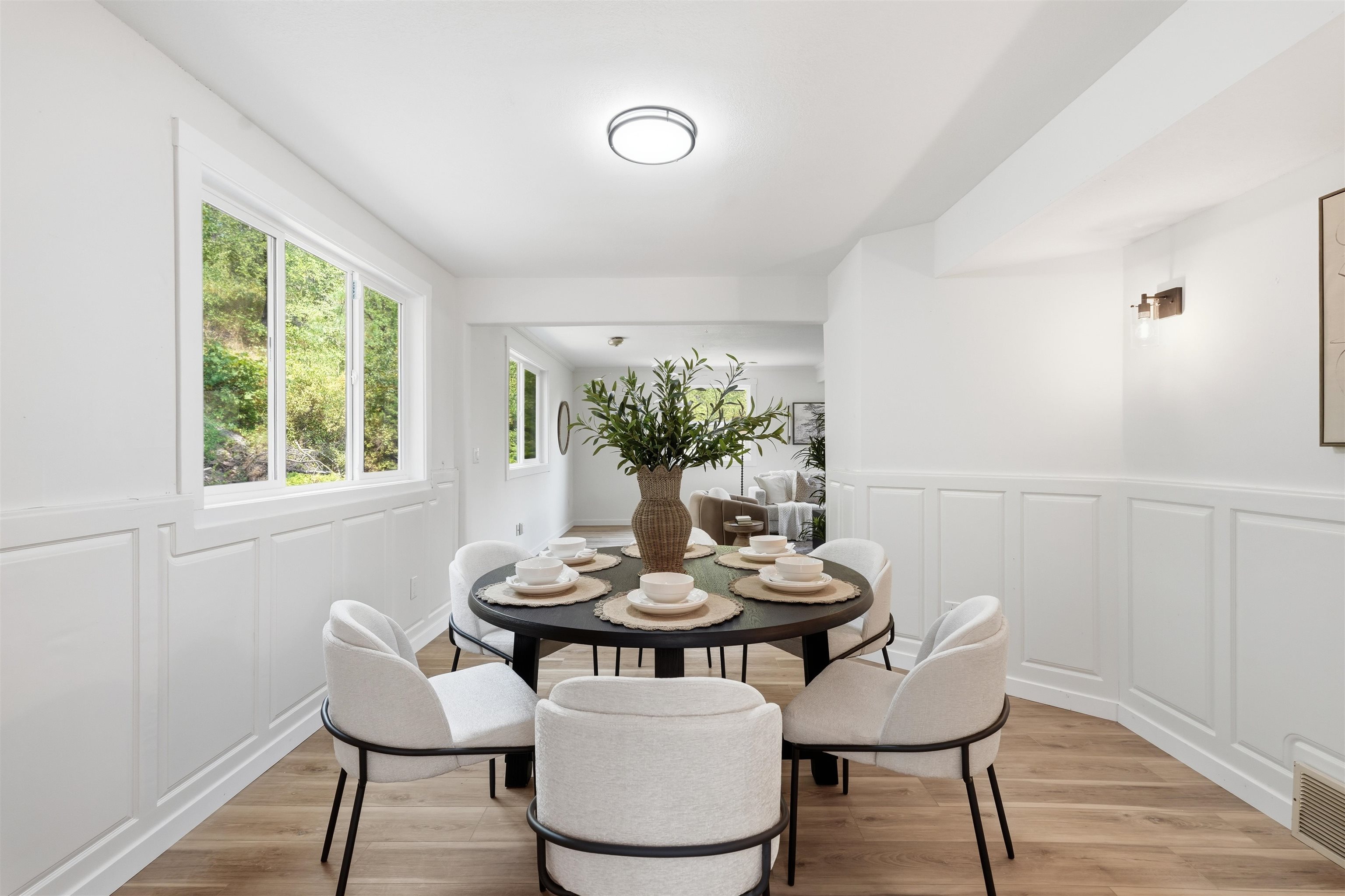 3660 W Rosamond Ave - Photo 13
