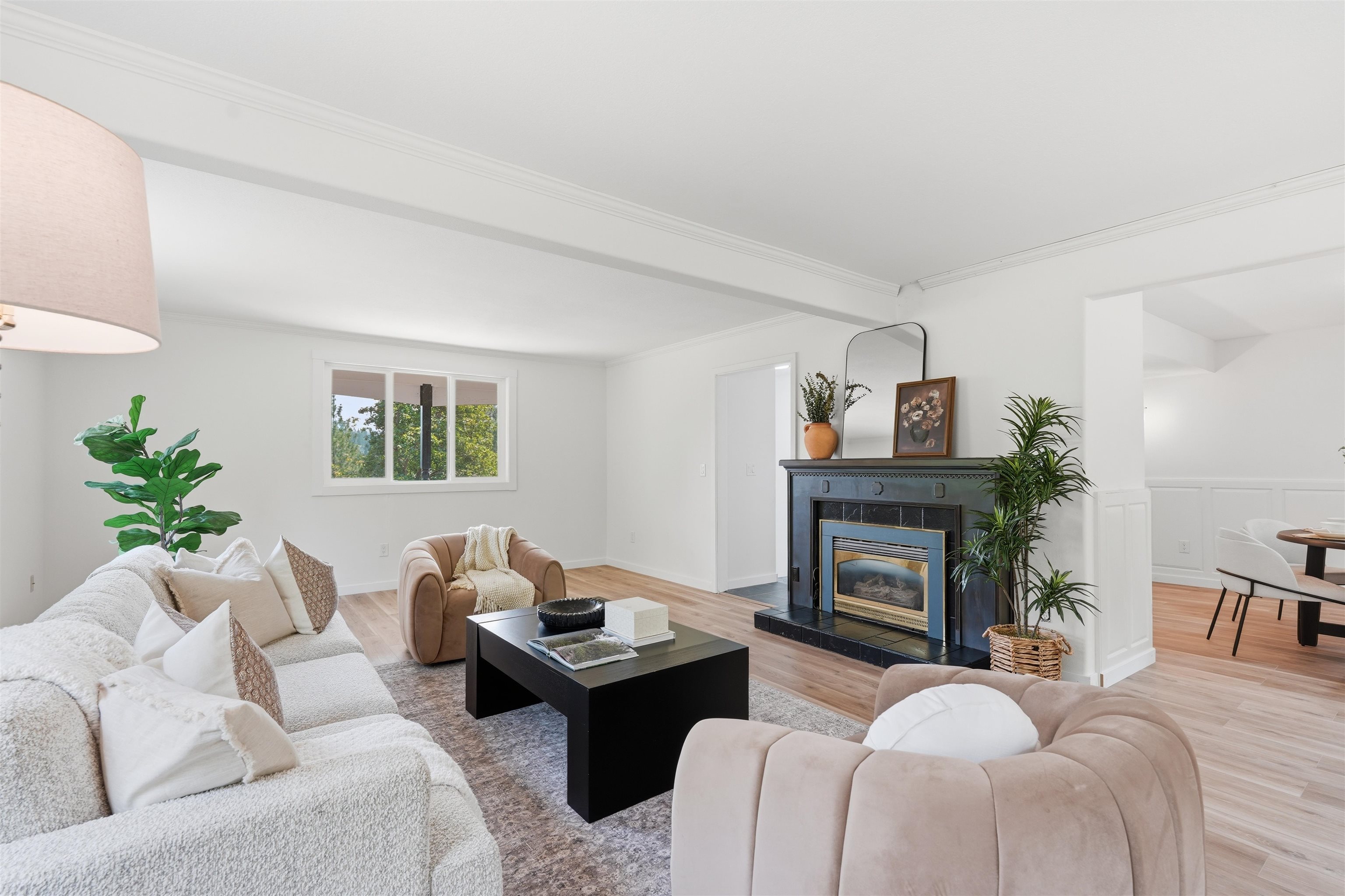 3660 W Rosamond Ave - Photo 16