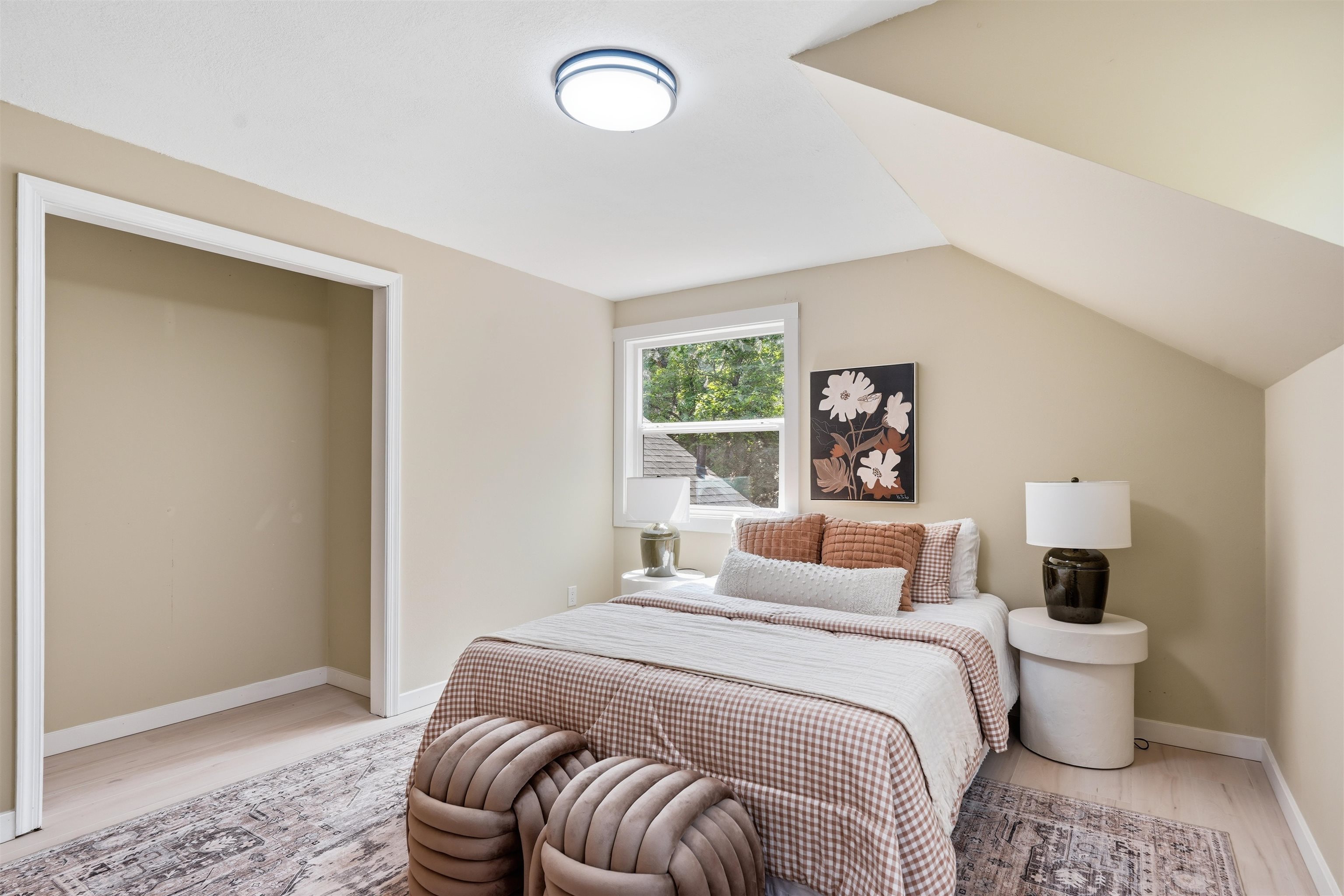 3660 W Rosamond Ave - Photo 22