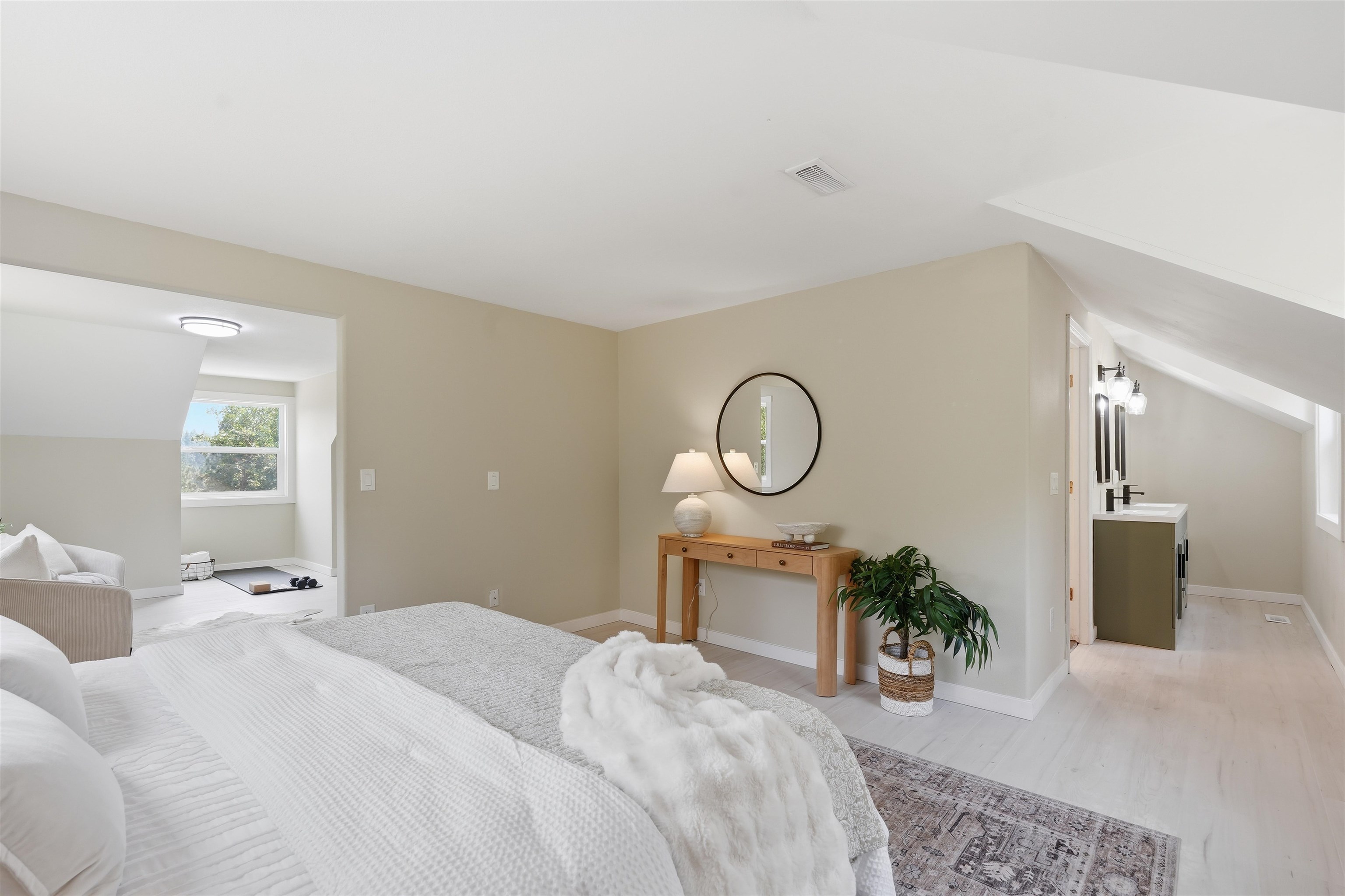 3660 W Rosamond Ave - Photo 29