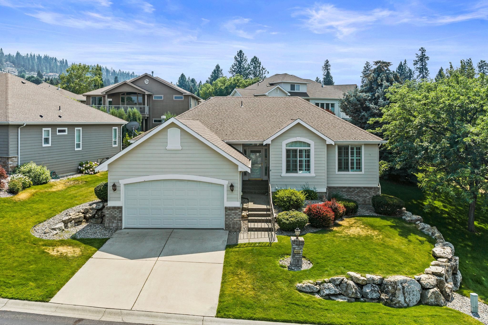 4422 E North Glenngrae Ln - Photo 1