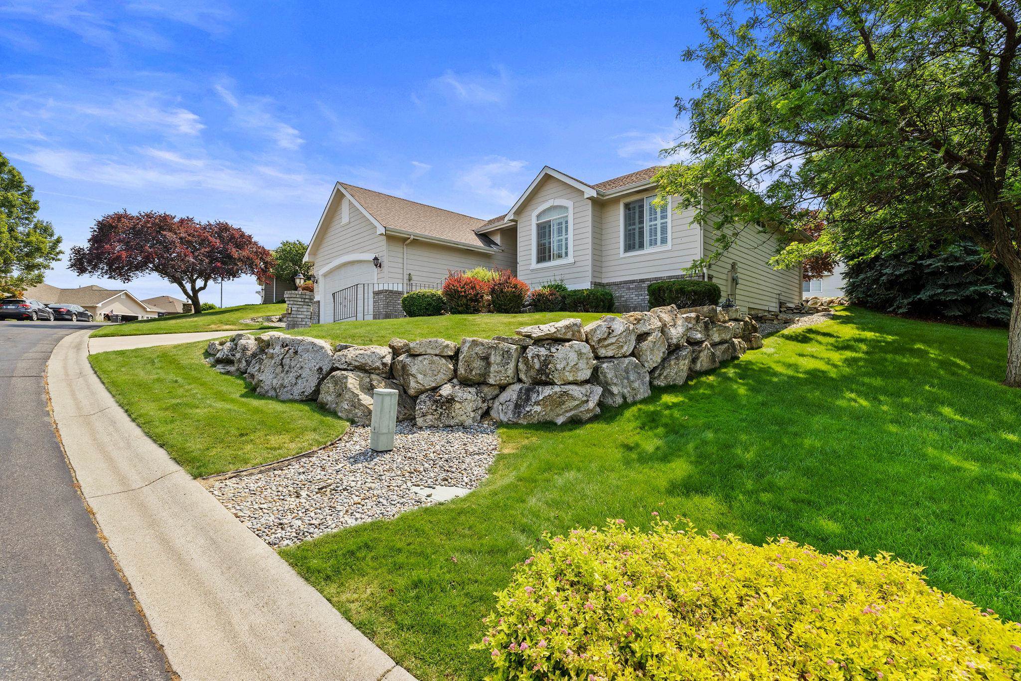 4422 E North Glenngrae Ln - Photo 3