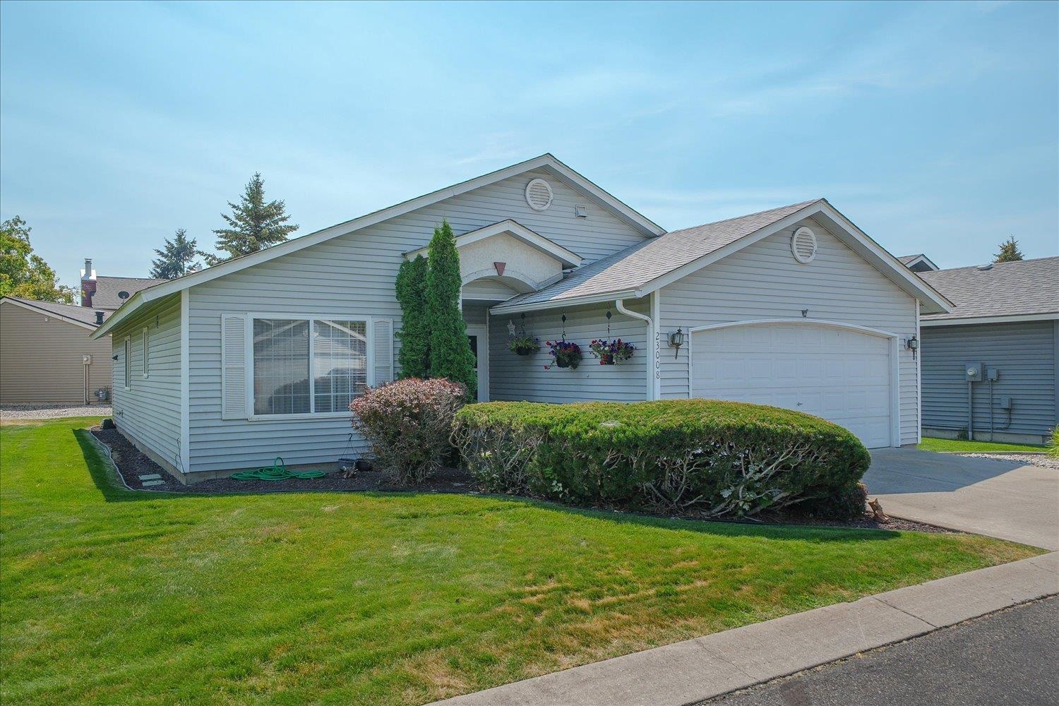 23008 E Remington Ln - Photo 1