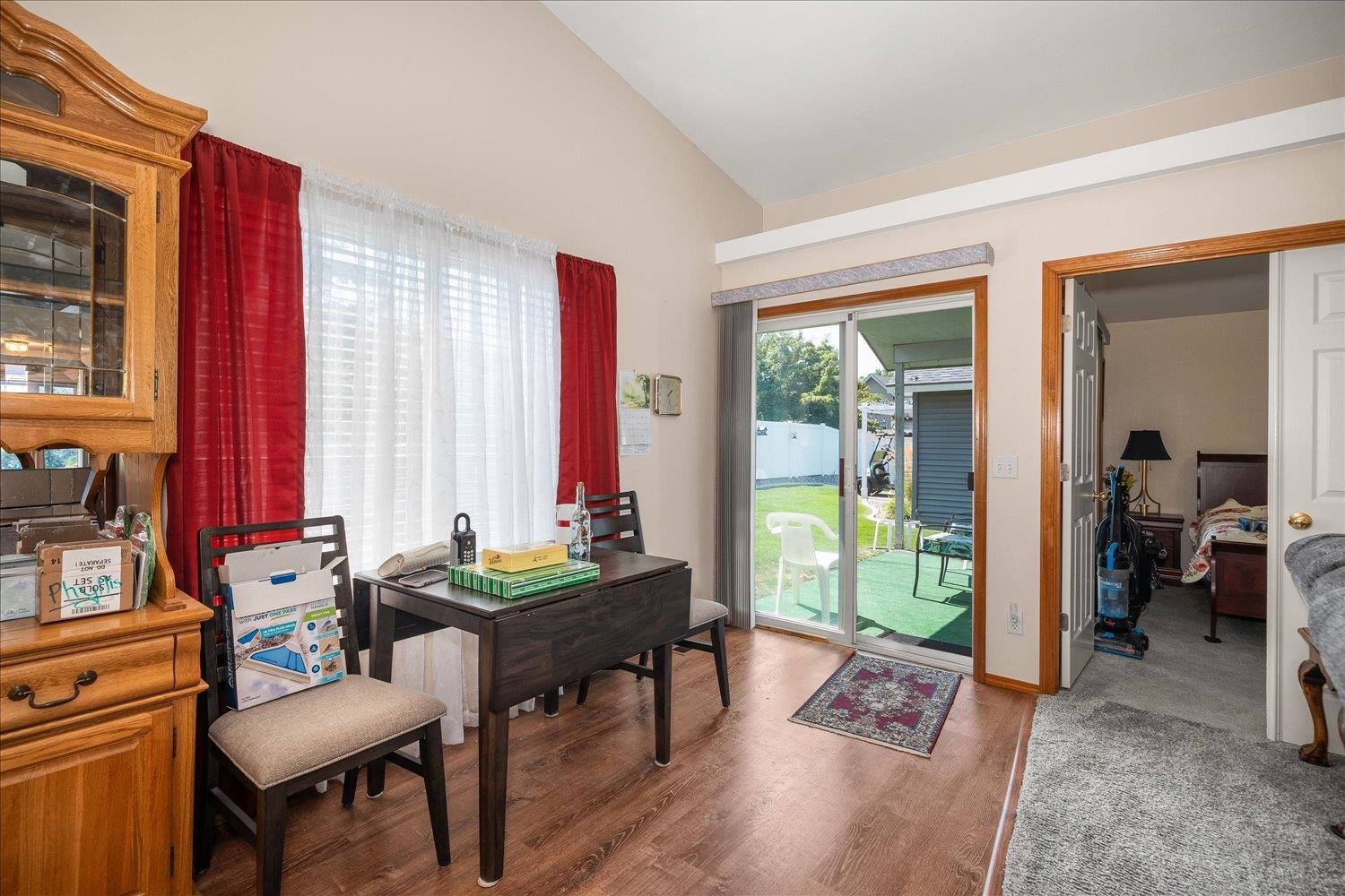 23008 E Remington Ln - Photo 4