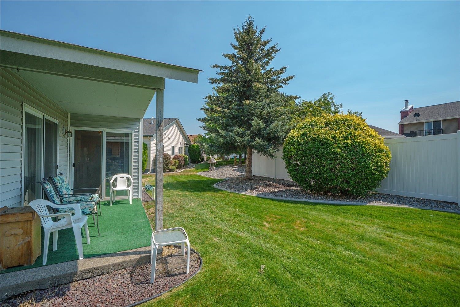 23008 E Remington Ln - Photo 12