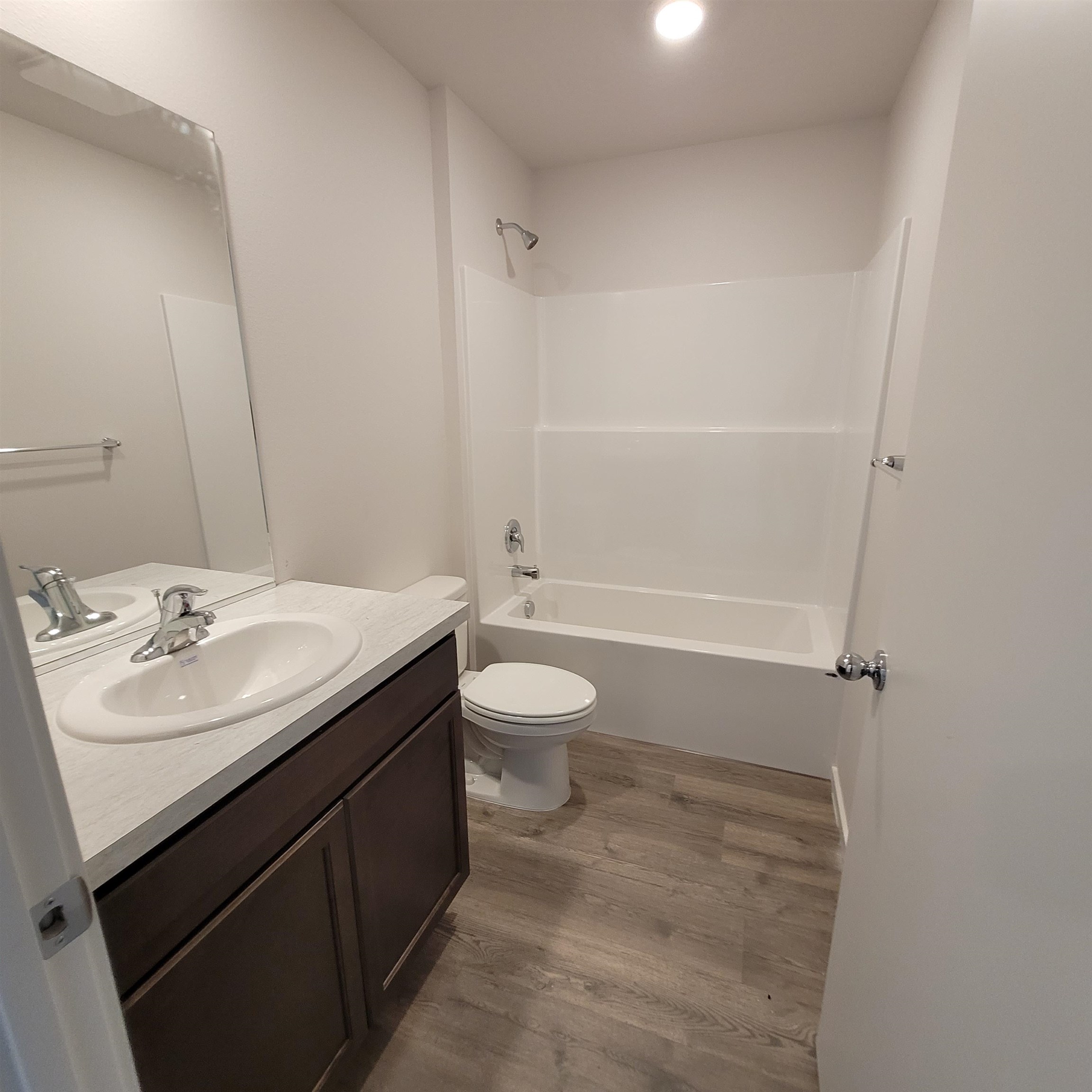 1517 E A St - Photo 4