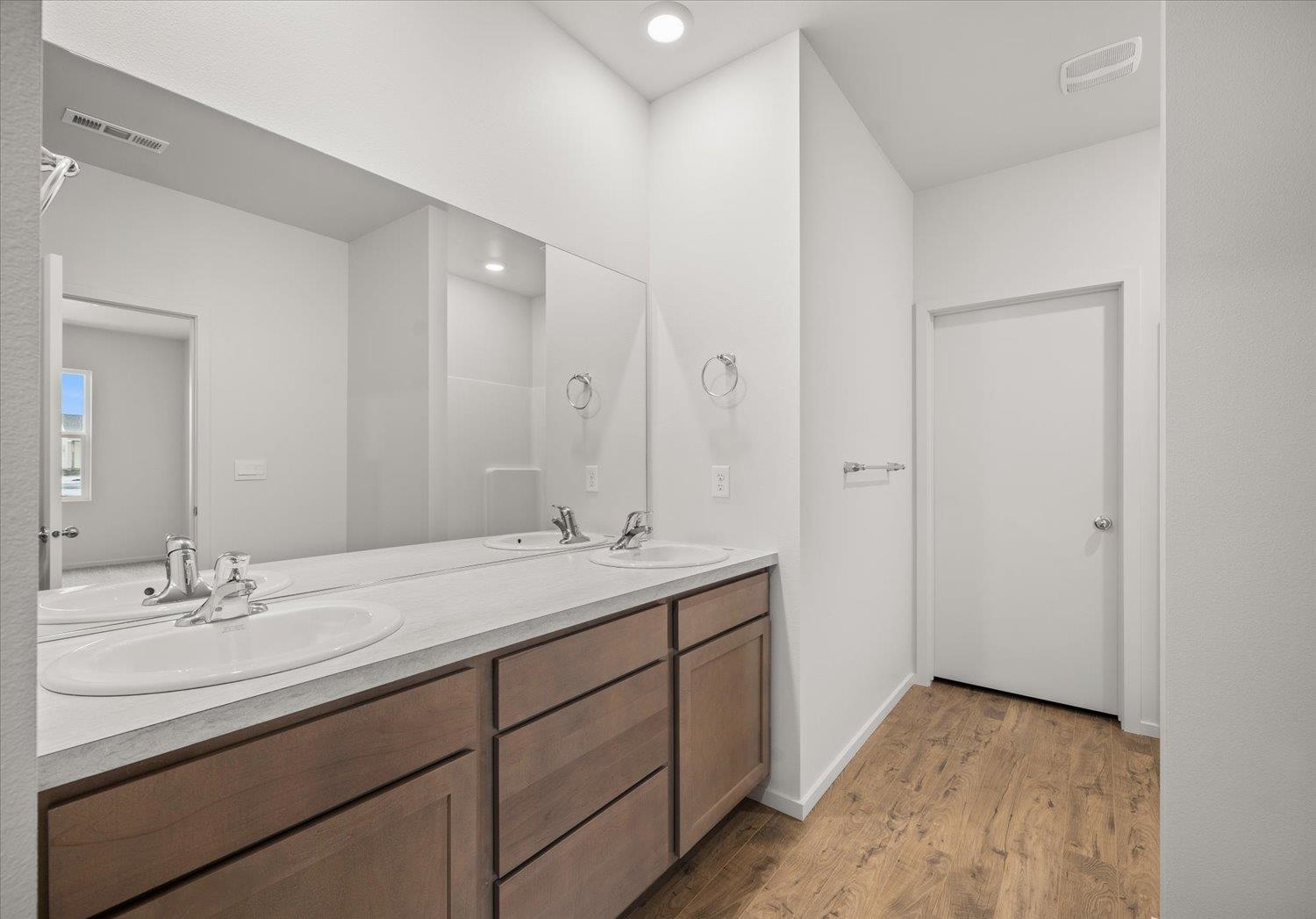 1517 E A St - Photo 24