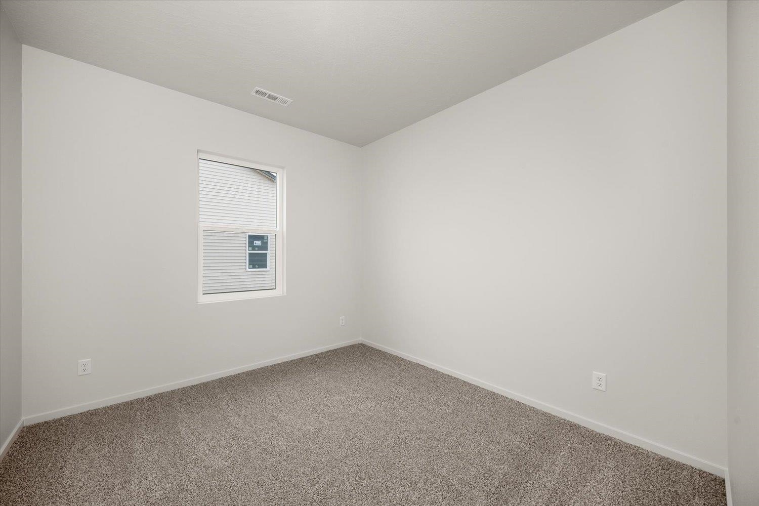 1517 E A St - Photo 32