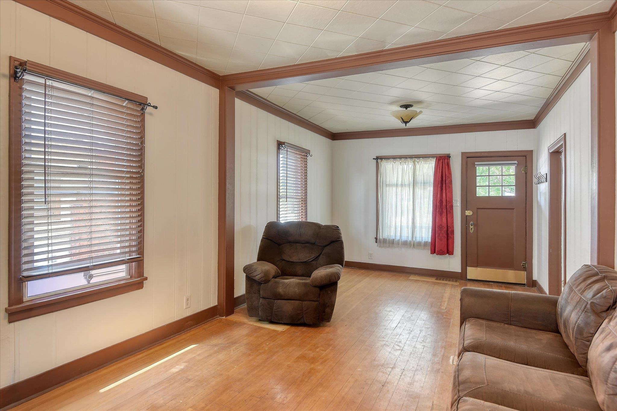 1917 W Mansfield Ave - Photo 3