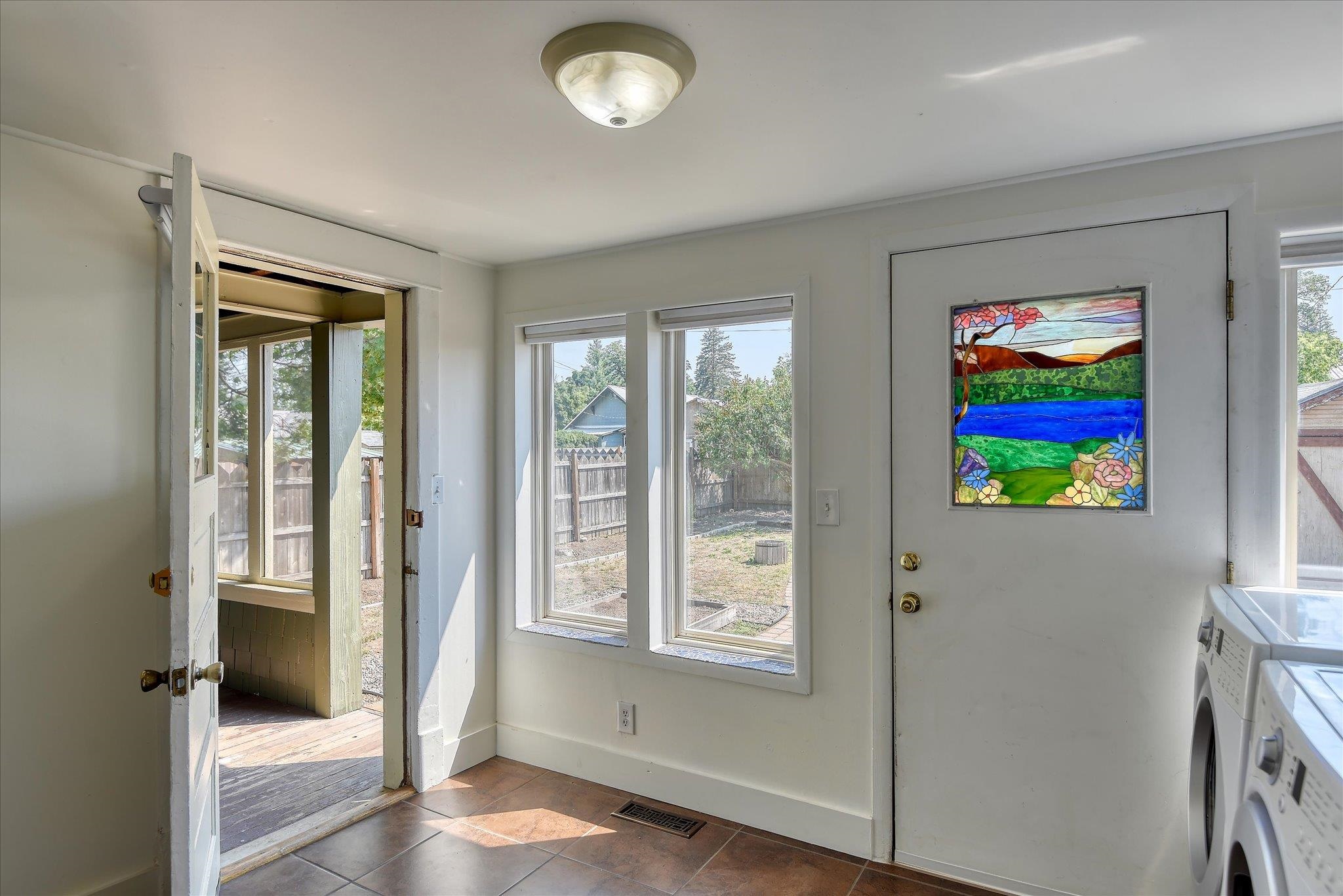1917 W Mansfield Ave - Photo 13