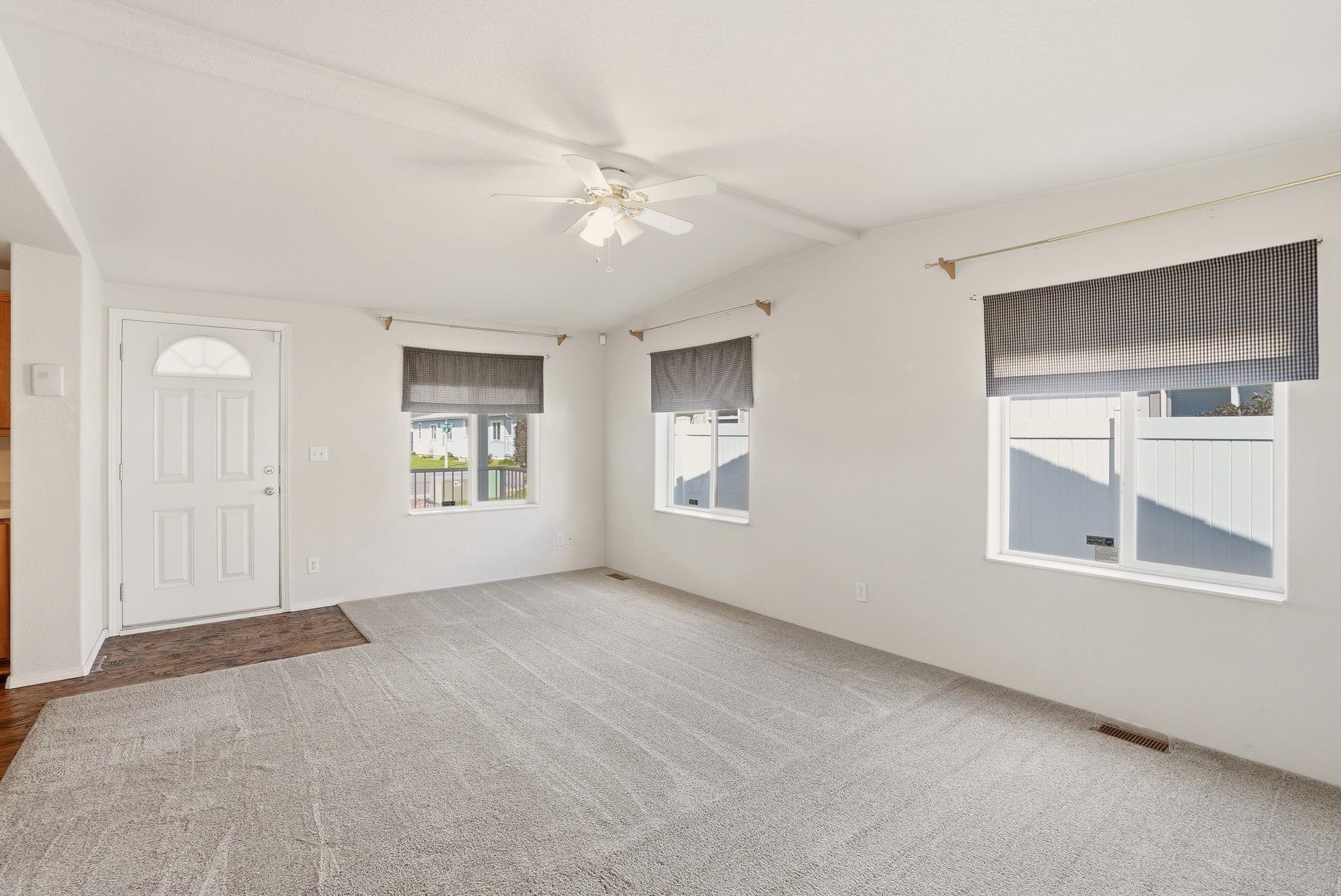 1604 N Hodges Ln - Photo 7