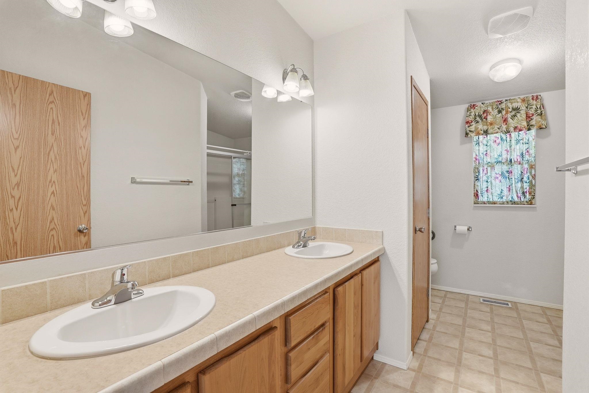 1604 N Hodges Ln - Photo 23