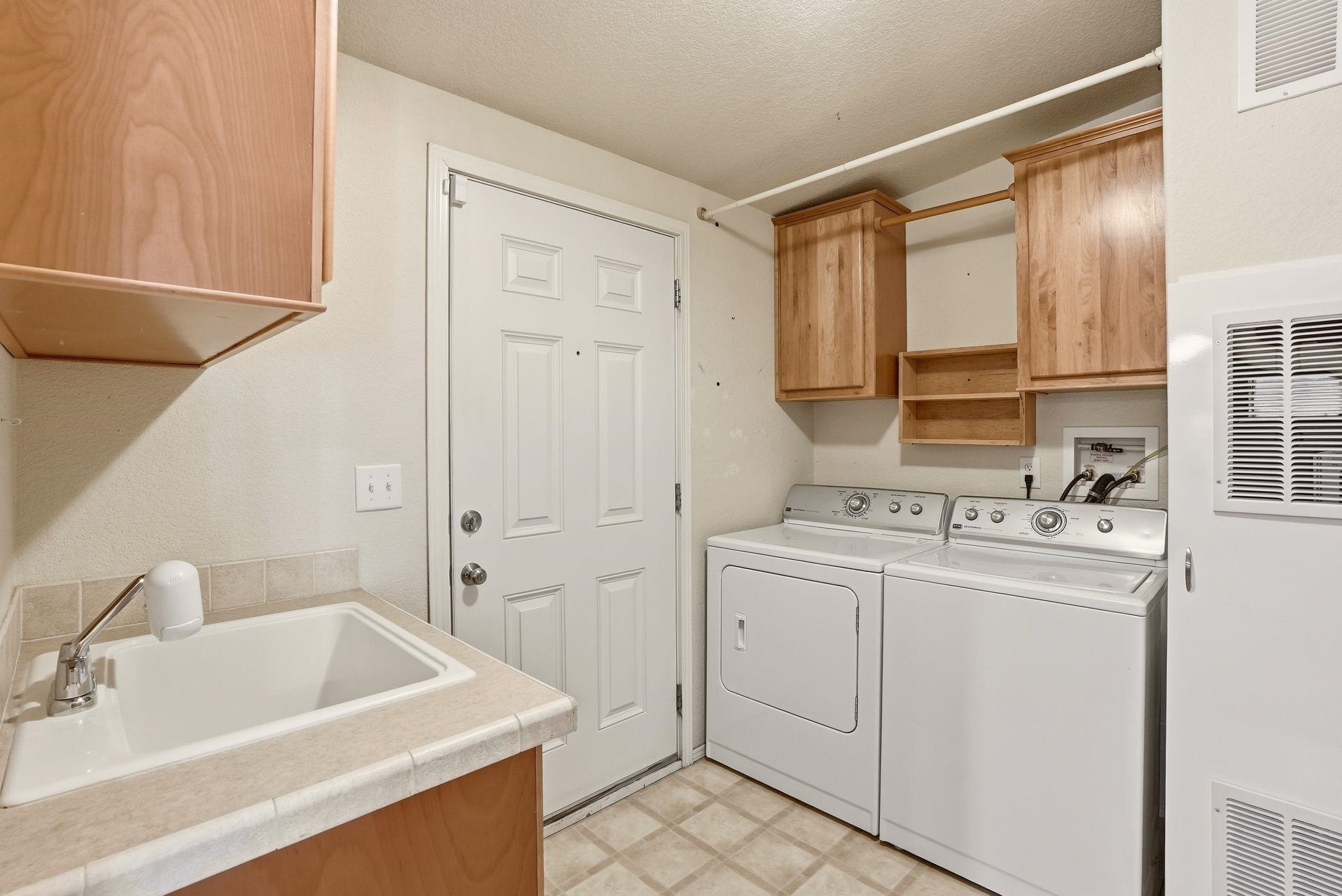 1604 N Hodges Ln - Photo 31