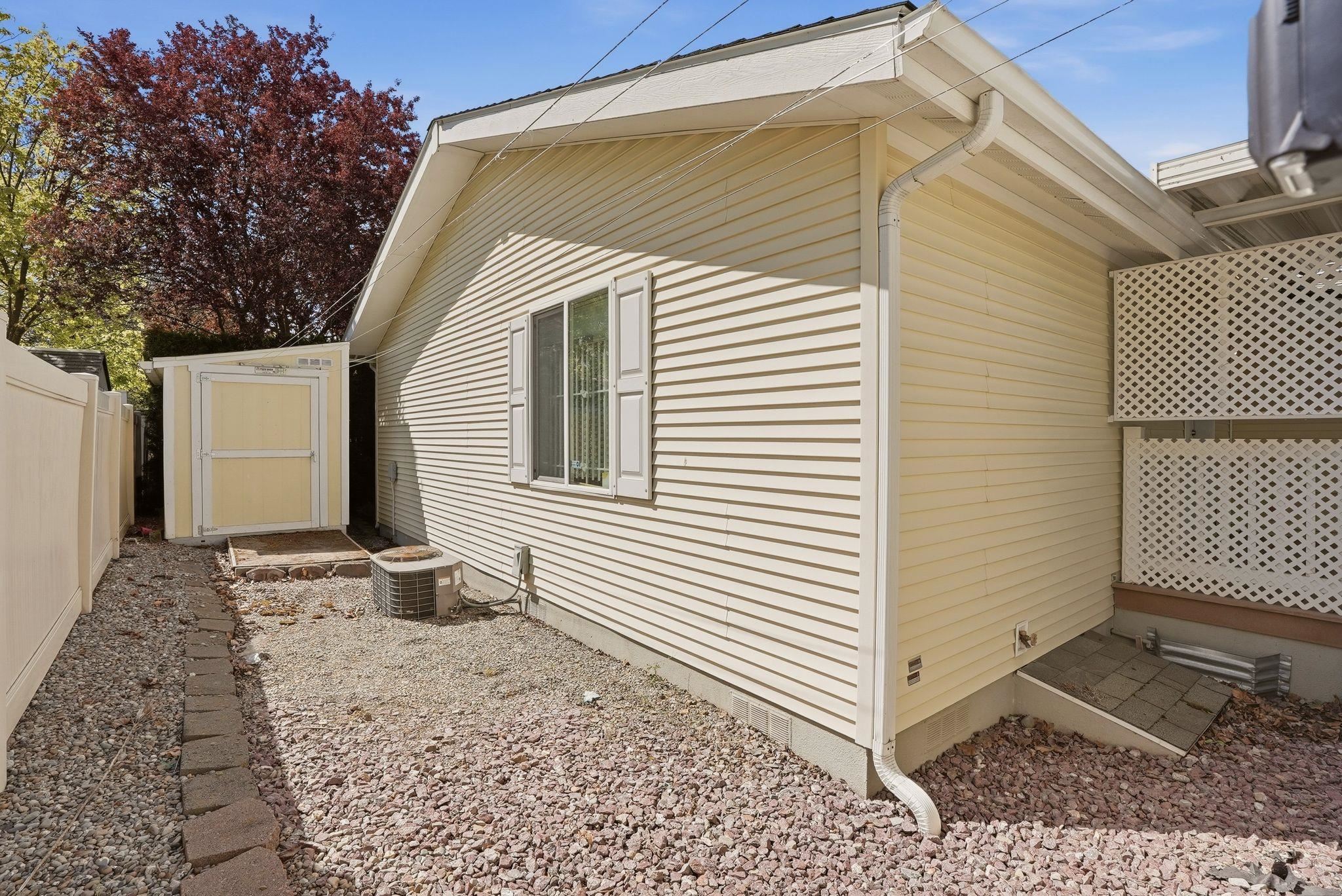 1604 N Hodges Ln - Photo 38