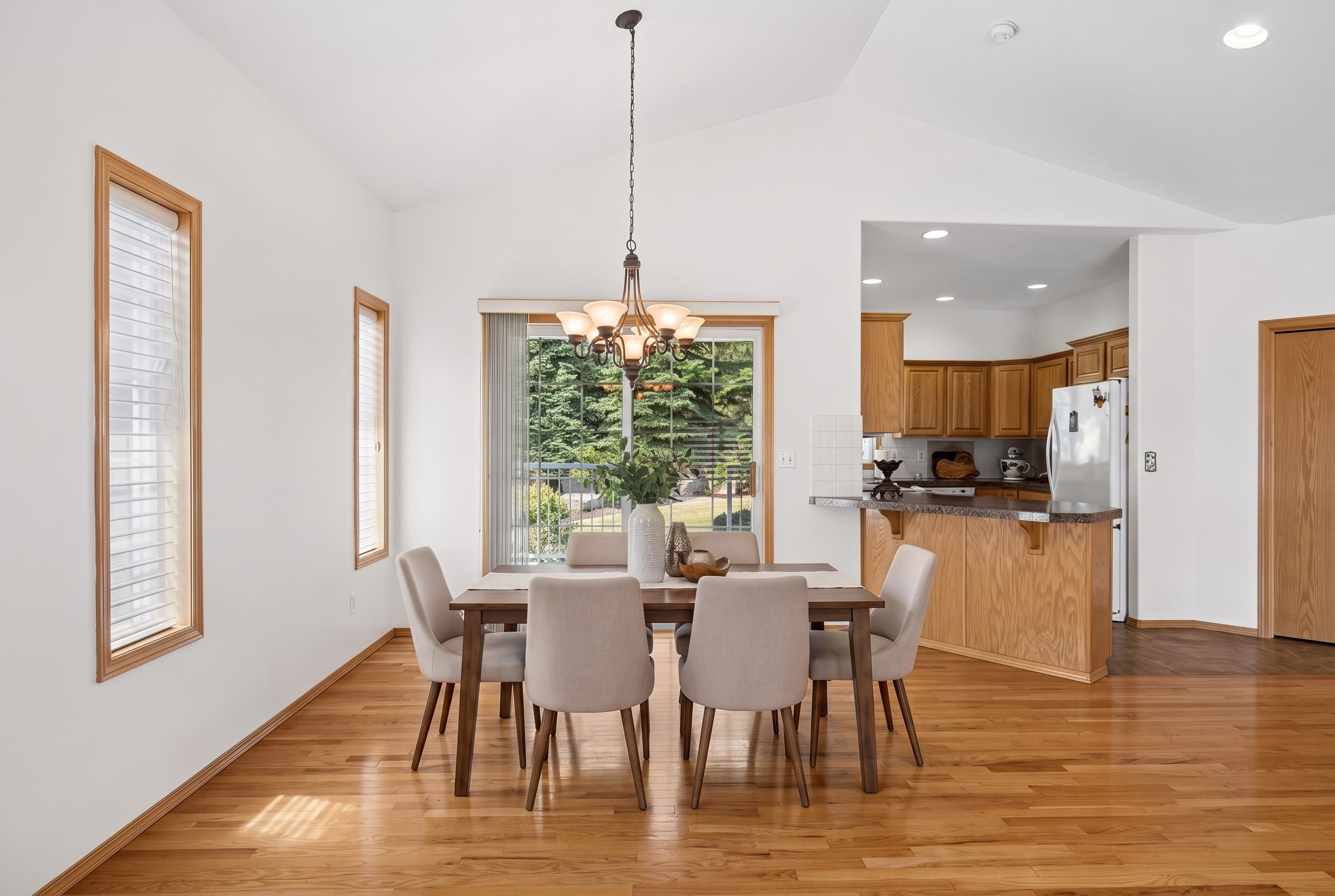 7015 N East Bluff Ct - Photo 12
