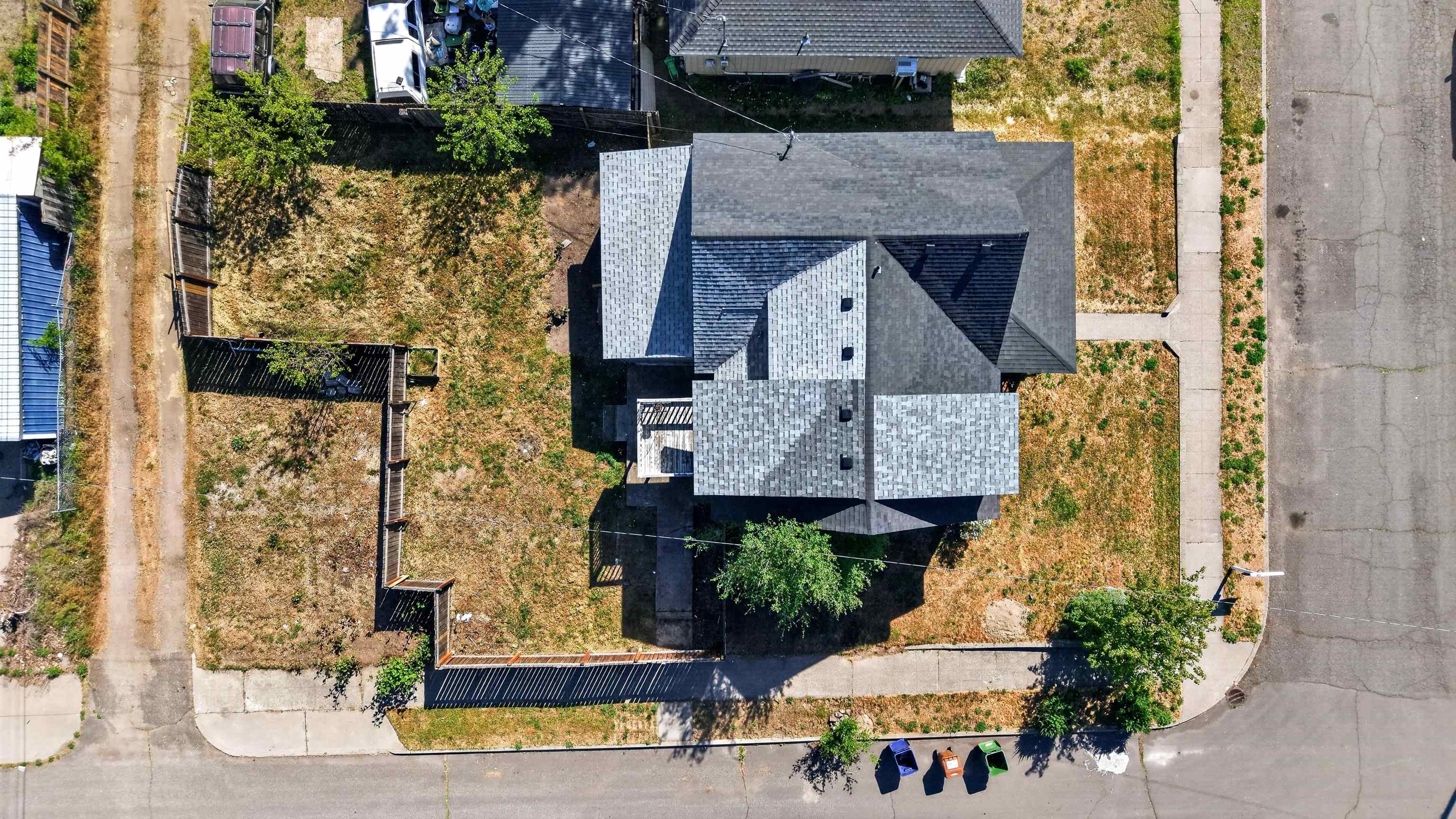 1203 E Broad Ave - Photo 37