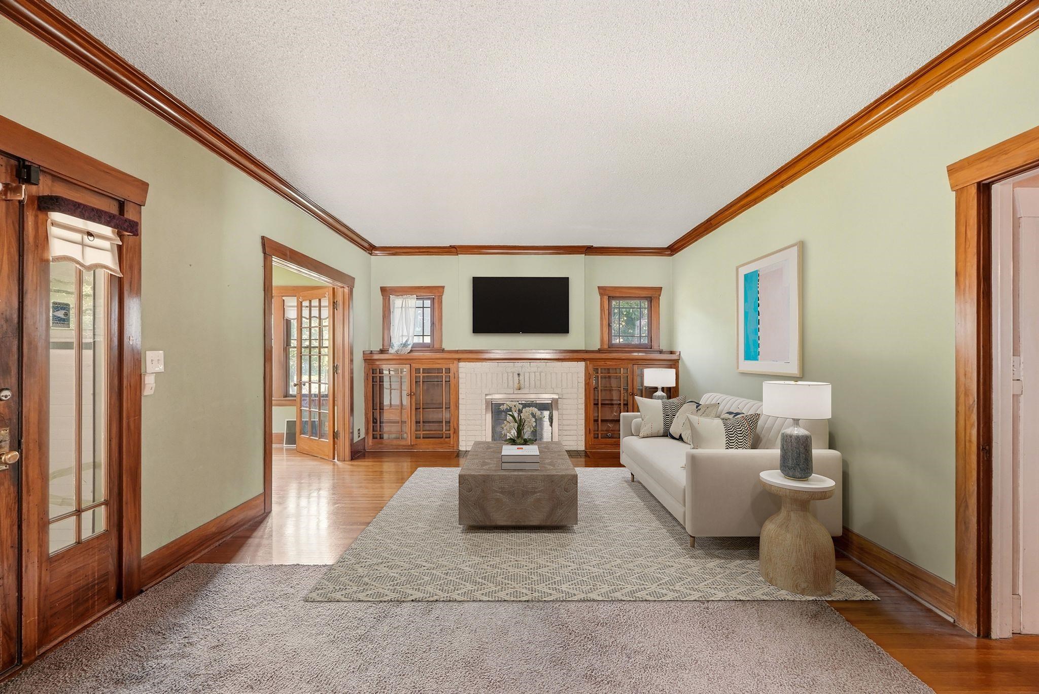1018 E Sharp Ave - Photo 3