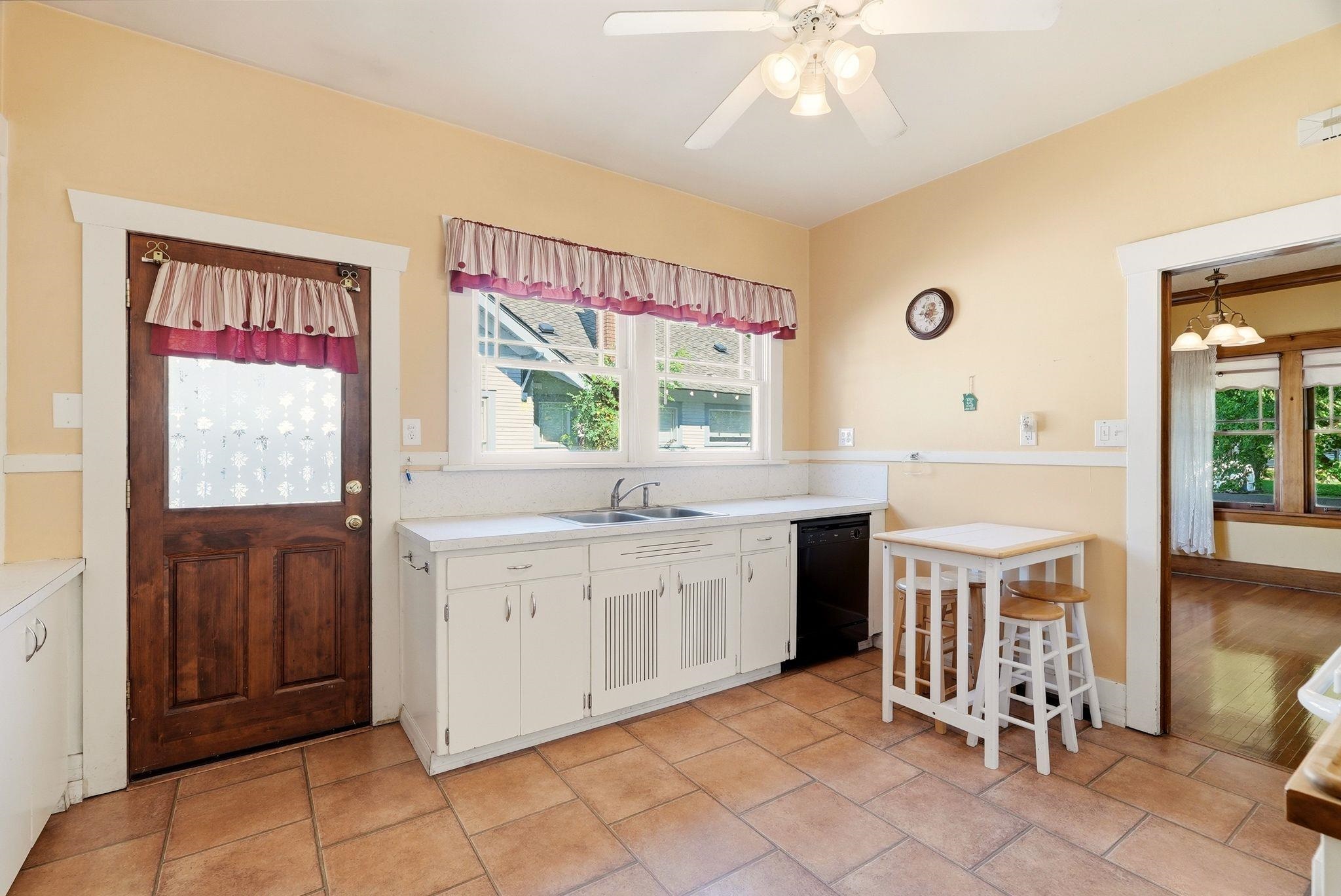 1018 E Sharp Ave - Photo 14