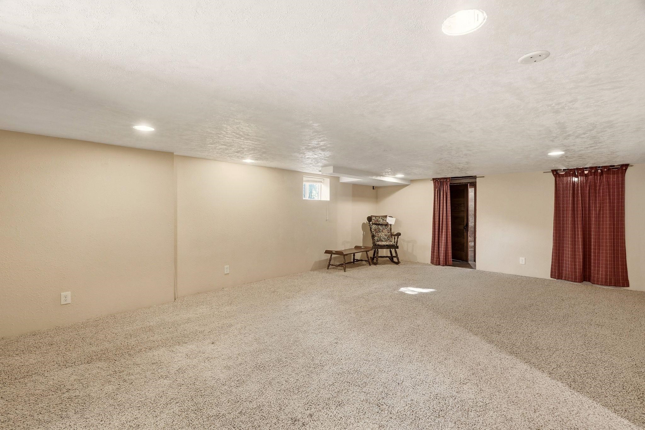 1018 E Sharp Ave - Photo 24