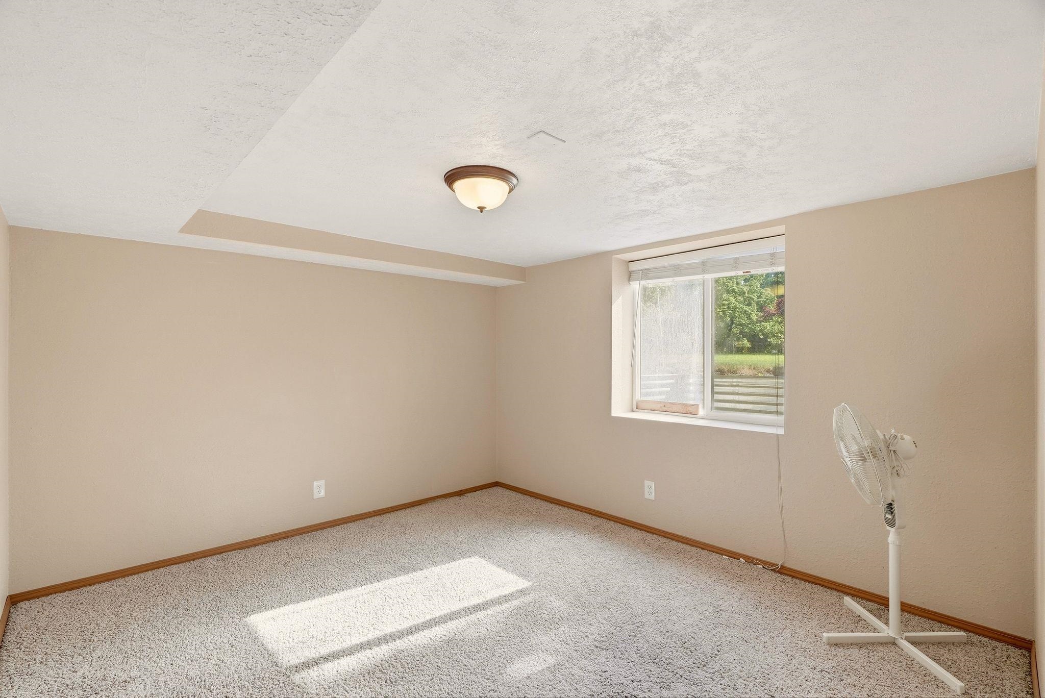 1018 E Sharp Ave - Photo 25