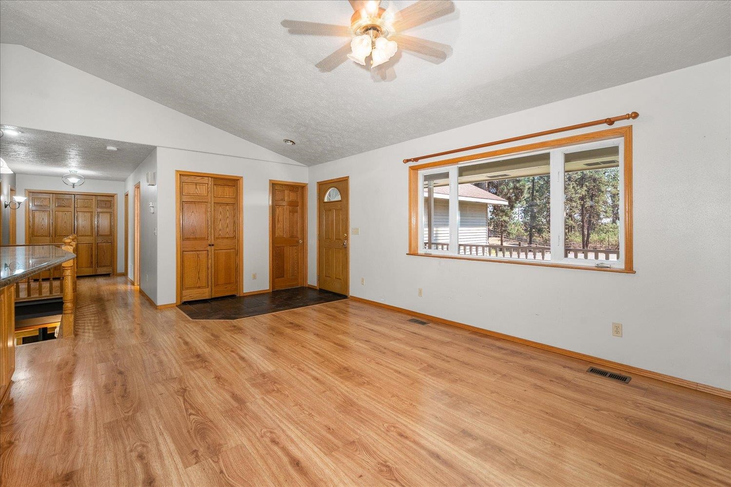 1110 S Brooks Rd - Photo 12