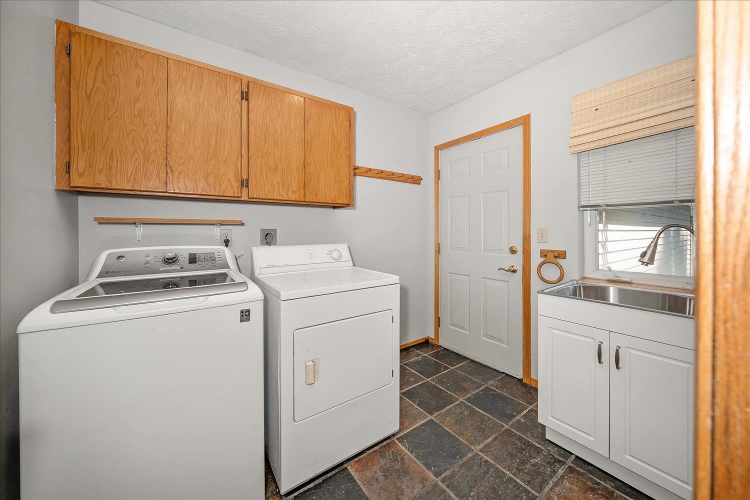 1110 S Brooks Rd - Photo 35
