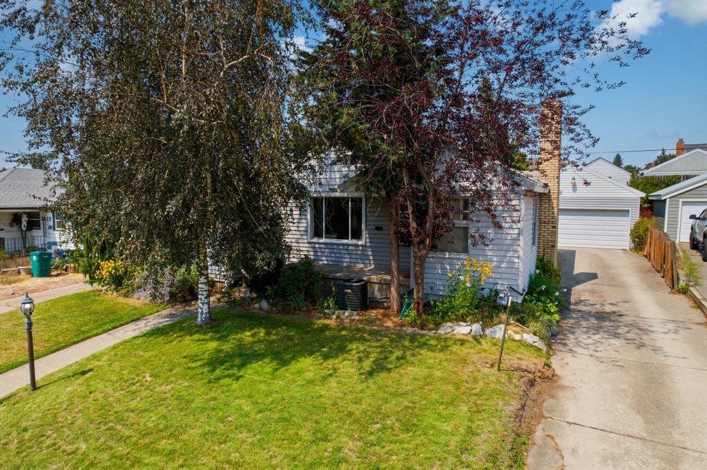 2804 W LONGFELLOW AVE. Ave - Photo 4