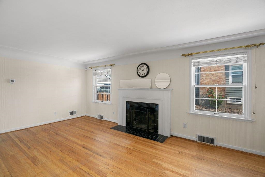 2804 W LONGFELLOW AVE. Ave - Photo 9