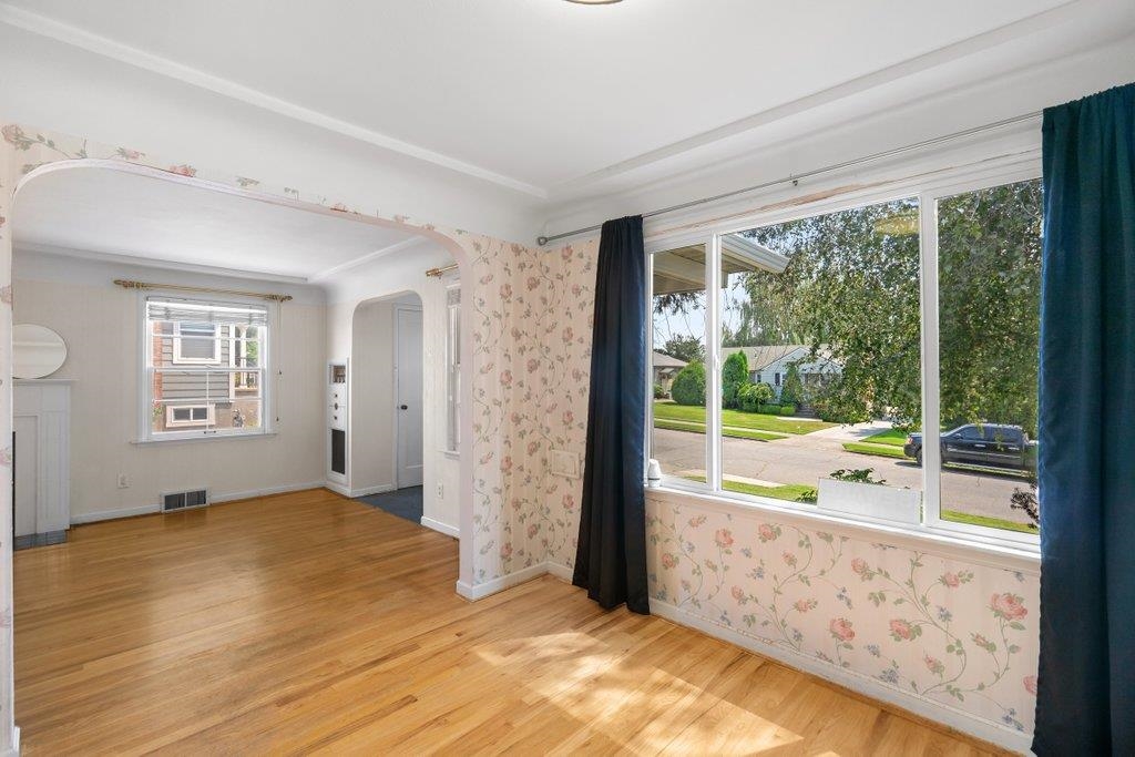 2804 W LONGFELLOW AVE. Ave - Photo 11
