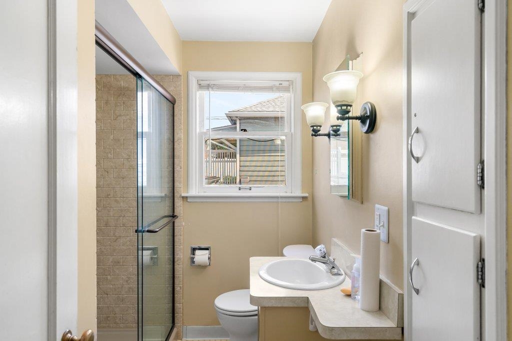 2804 W LONGFELLOW AVE. Ave - Photo 14