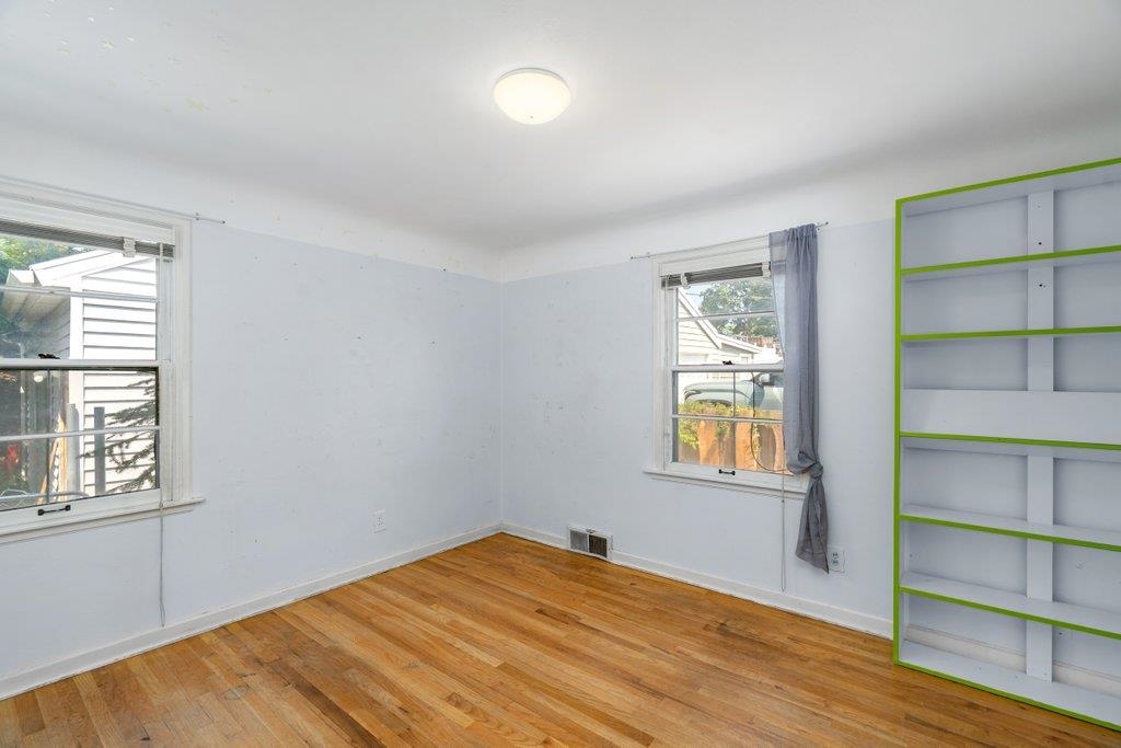 2804 W LONGFELLOW AVE. Ave - Photo 18