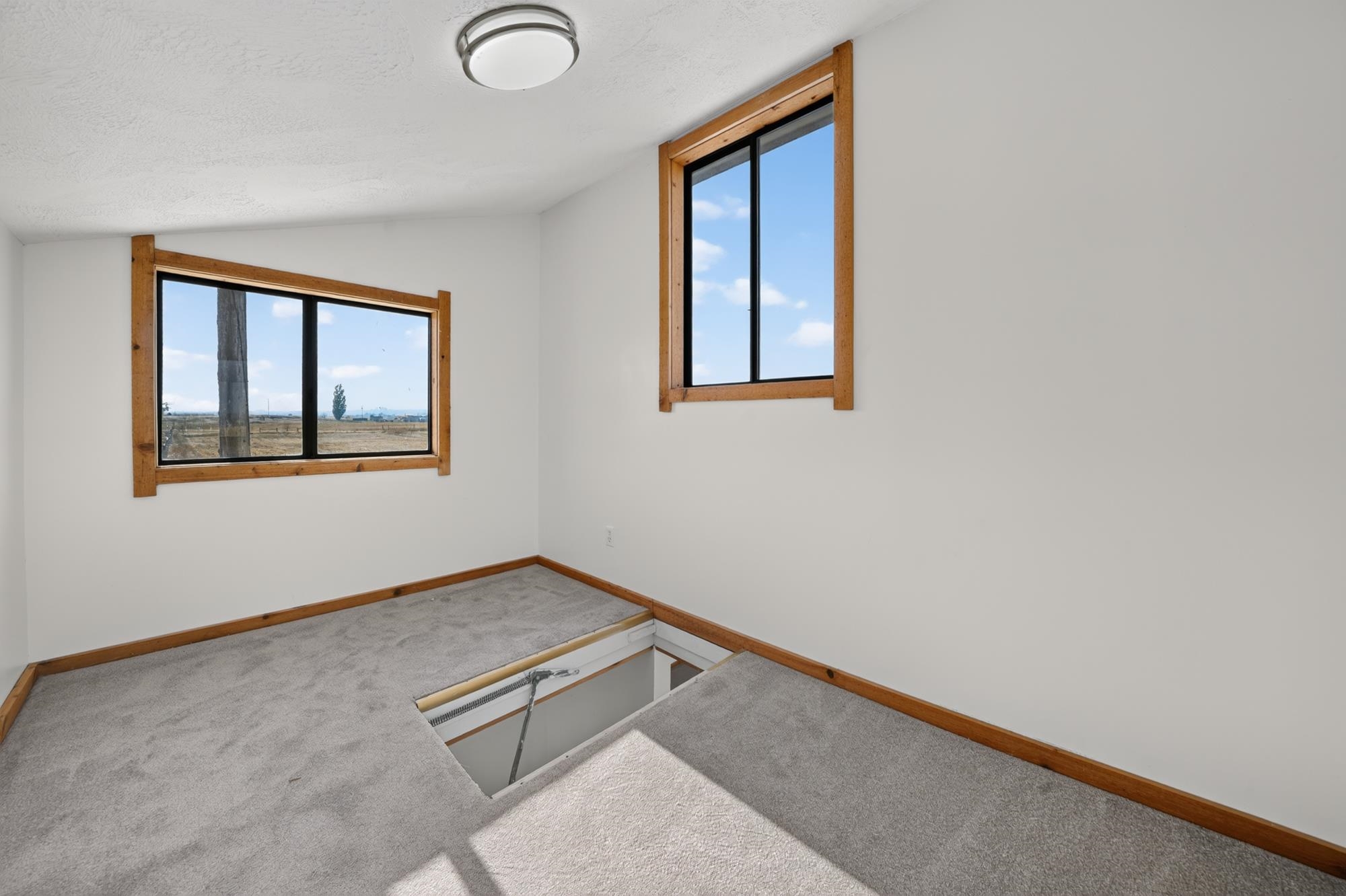 110 N Ritchey Rd - Photo 32