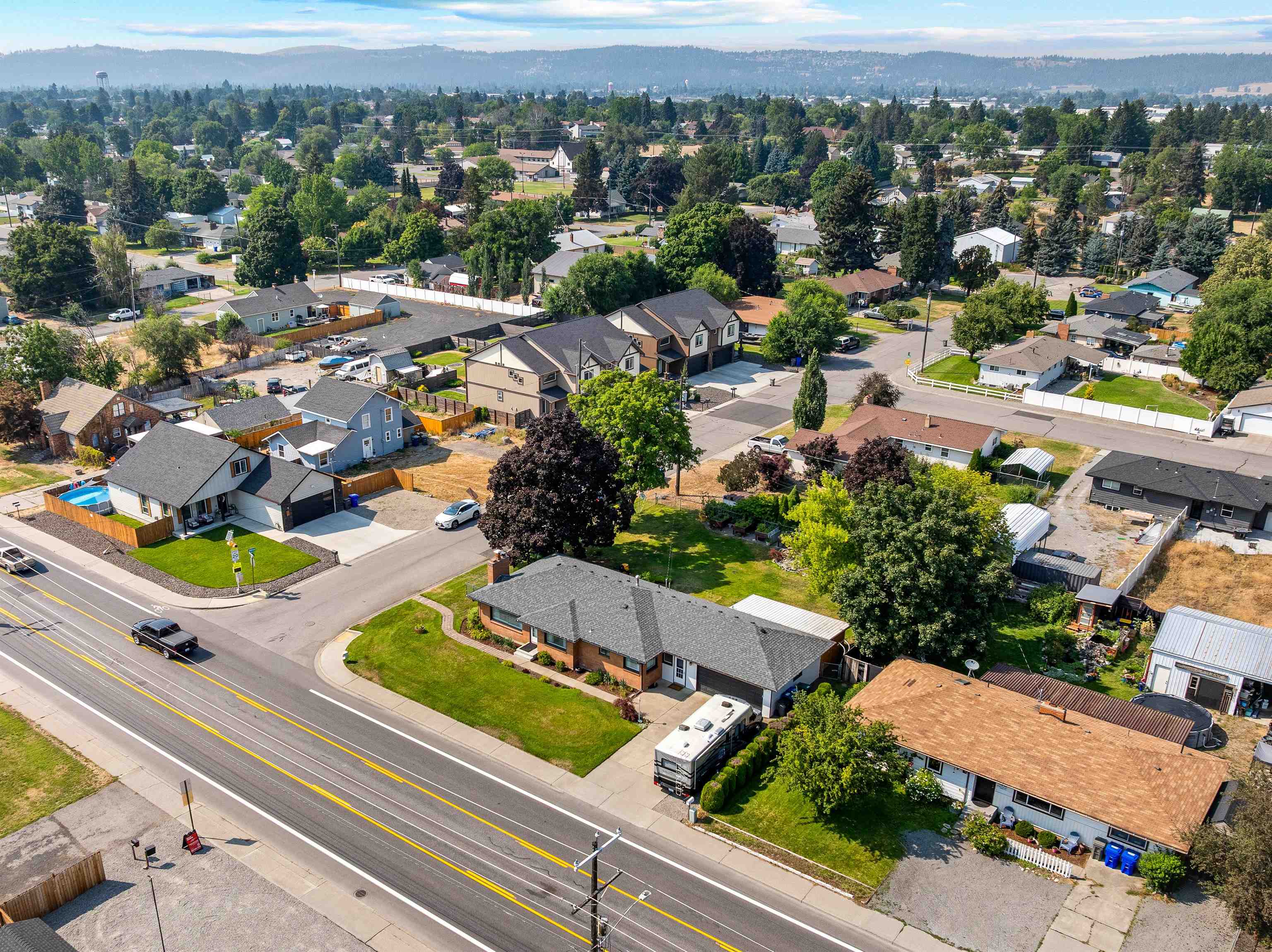 11207 E Broadway Ave - Photo 47