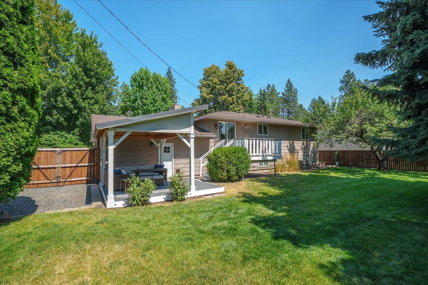 2004 E 55th Ave - Photo 15