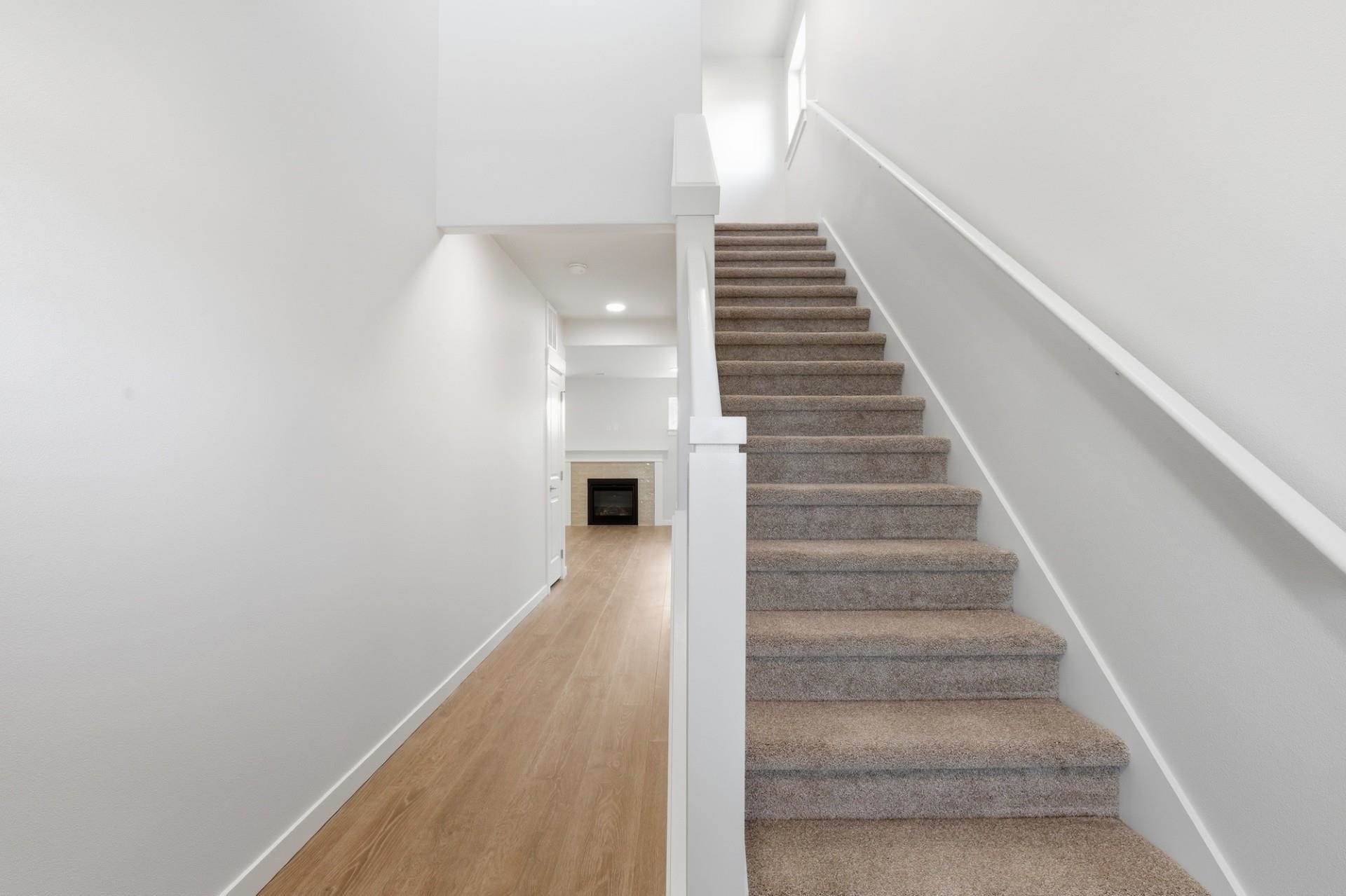 5311 N Ainsworth Ln - Photo 8