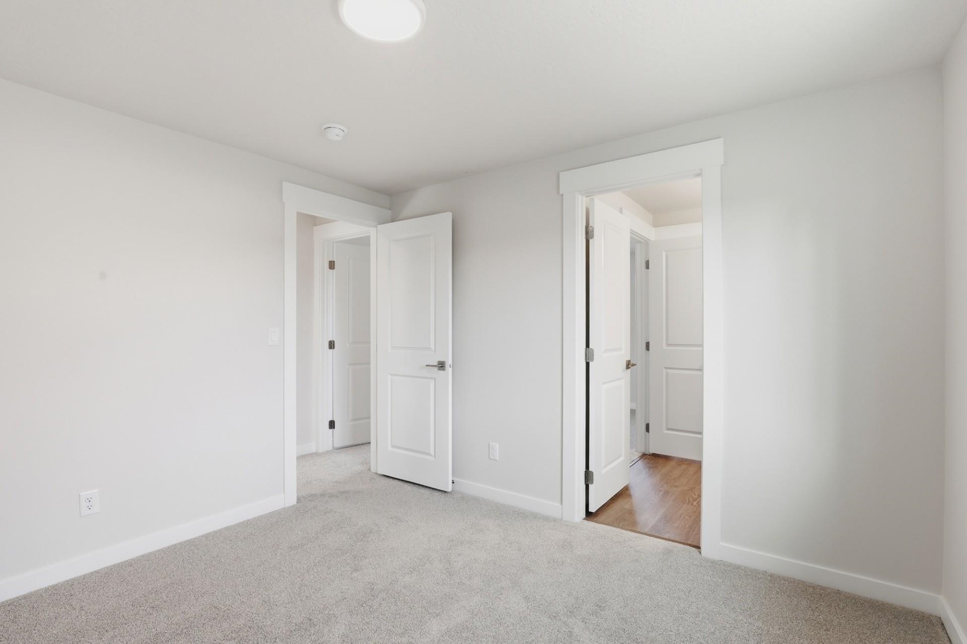 5311 N Ainsworth Ln - Photo 14