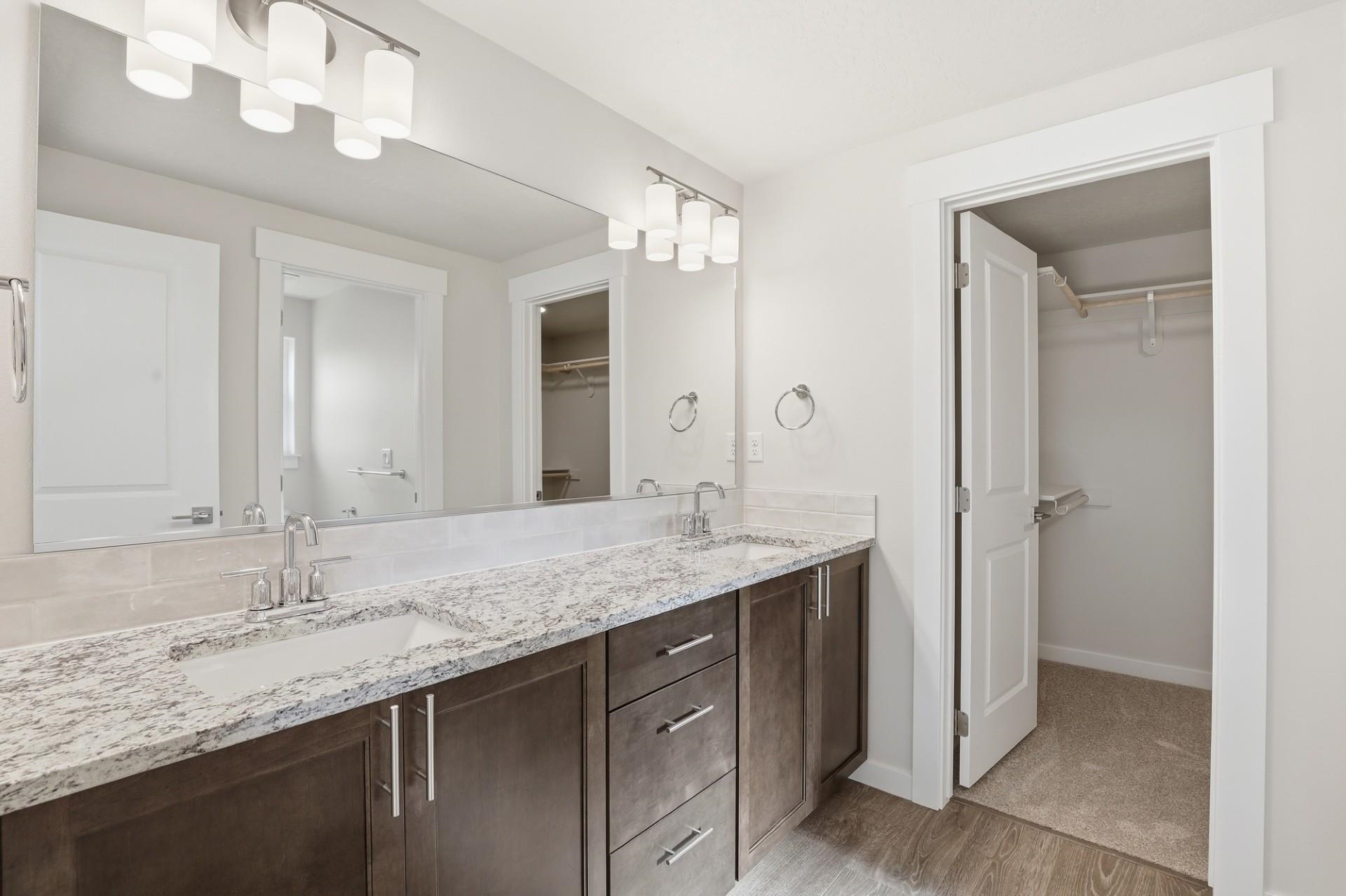 5311 N Ainsworth Ln - Photo 18