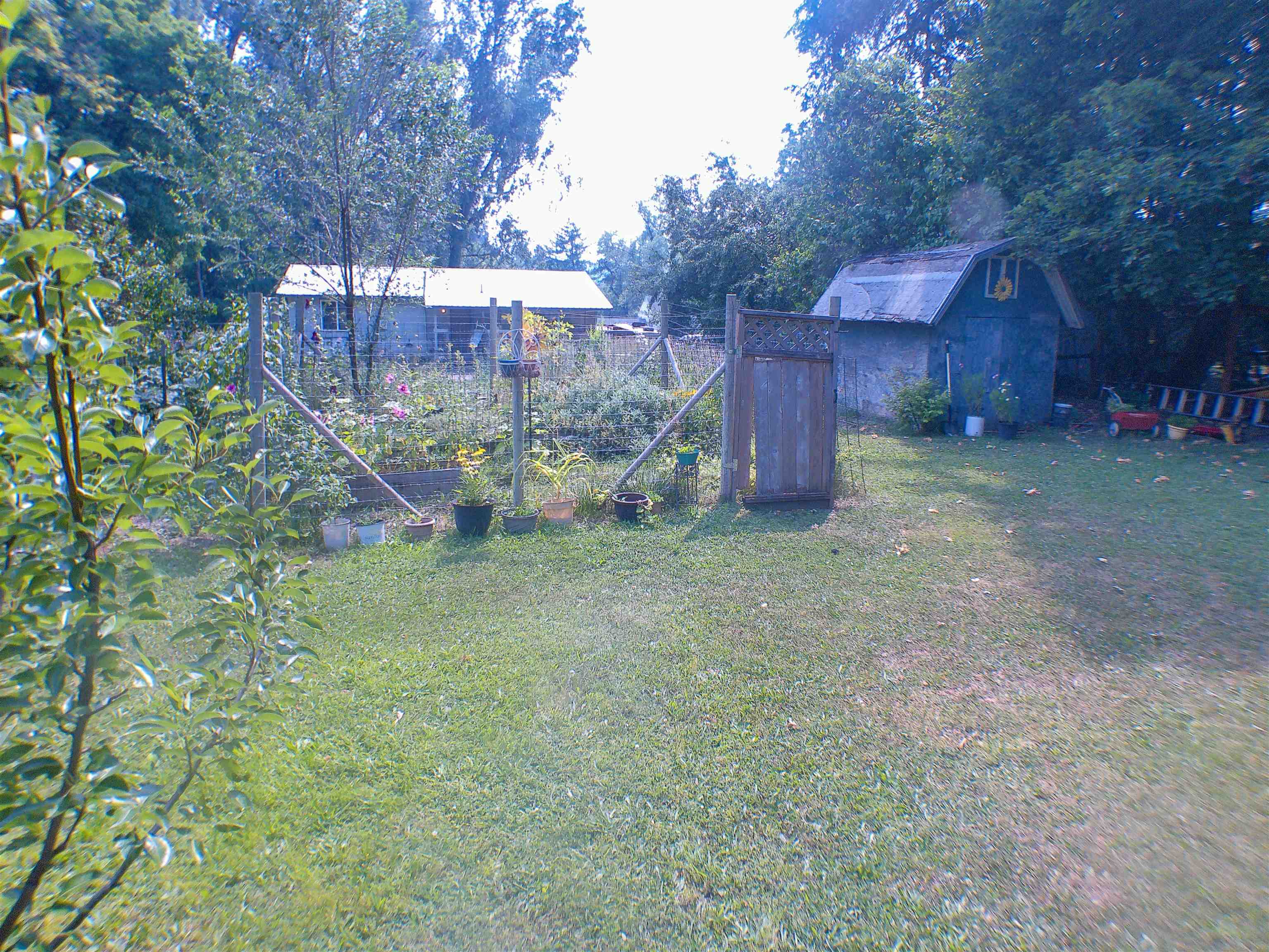 638 E 6th Ave - Photo 21