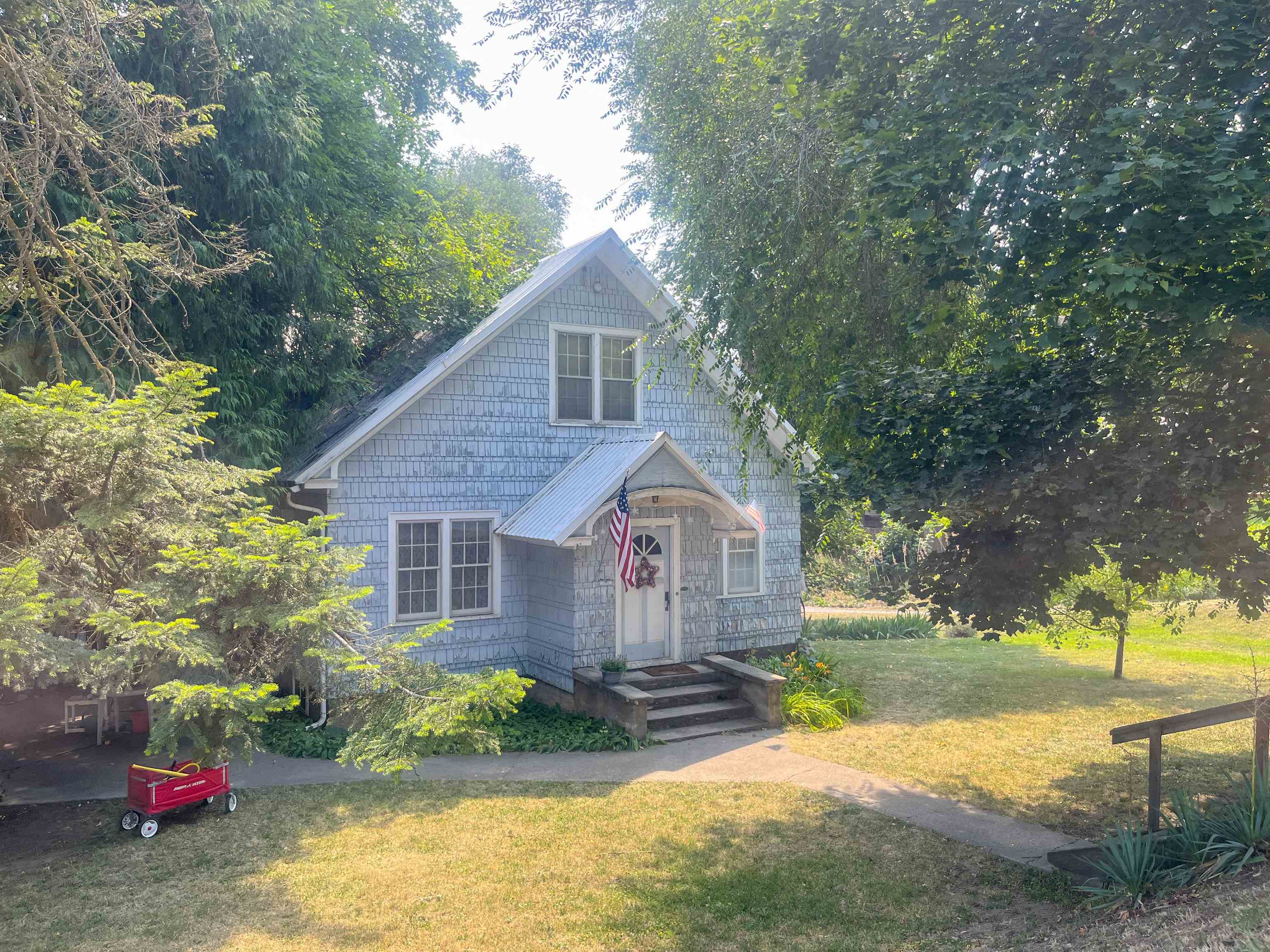 638 E 6th Ave - Photo 28