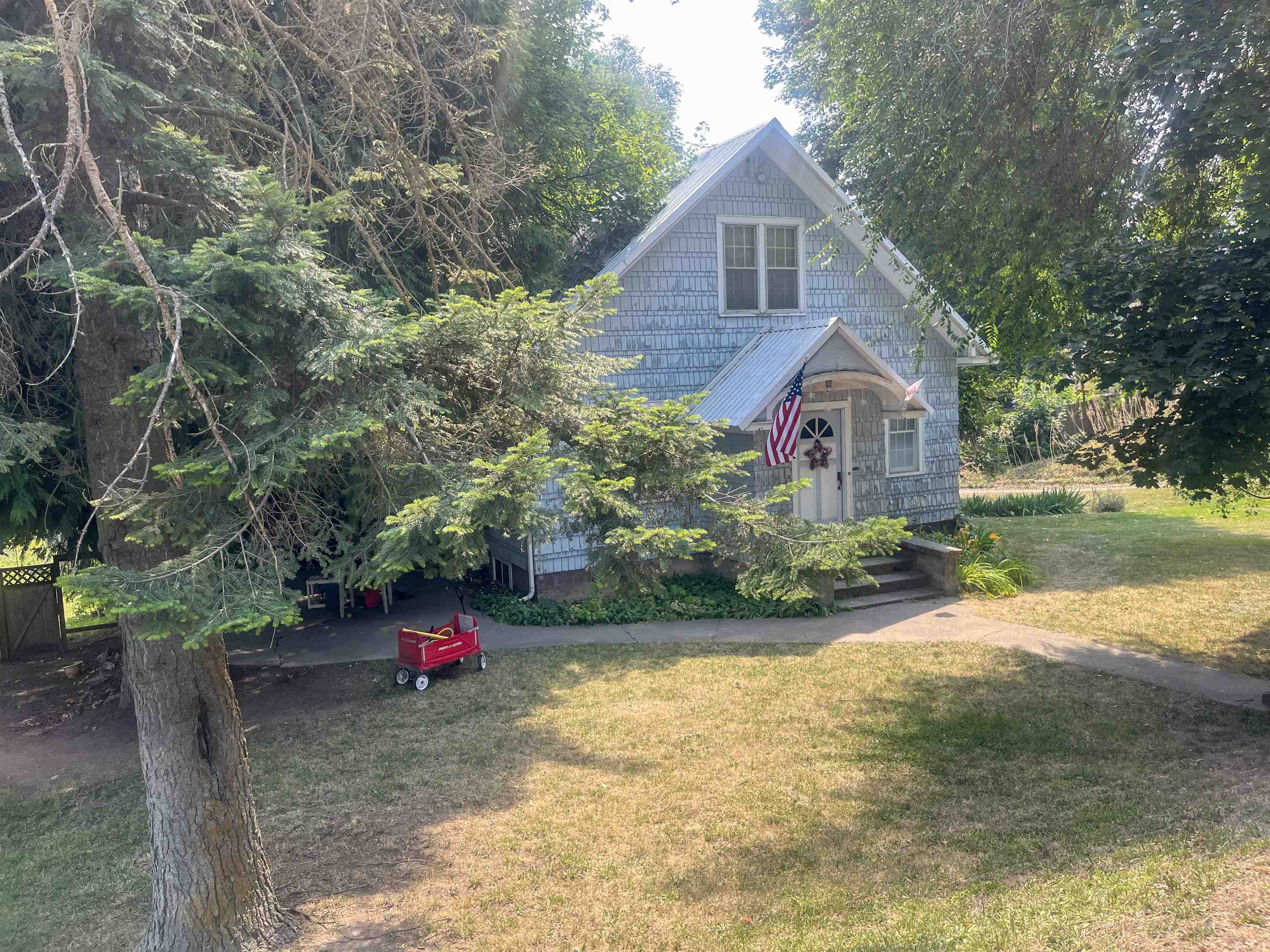 638 E 6th Ave - Photo 30