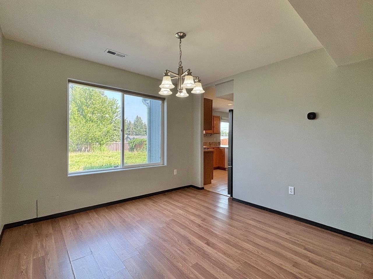 905 Spence St - Photo 5