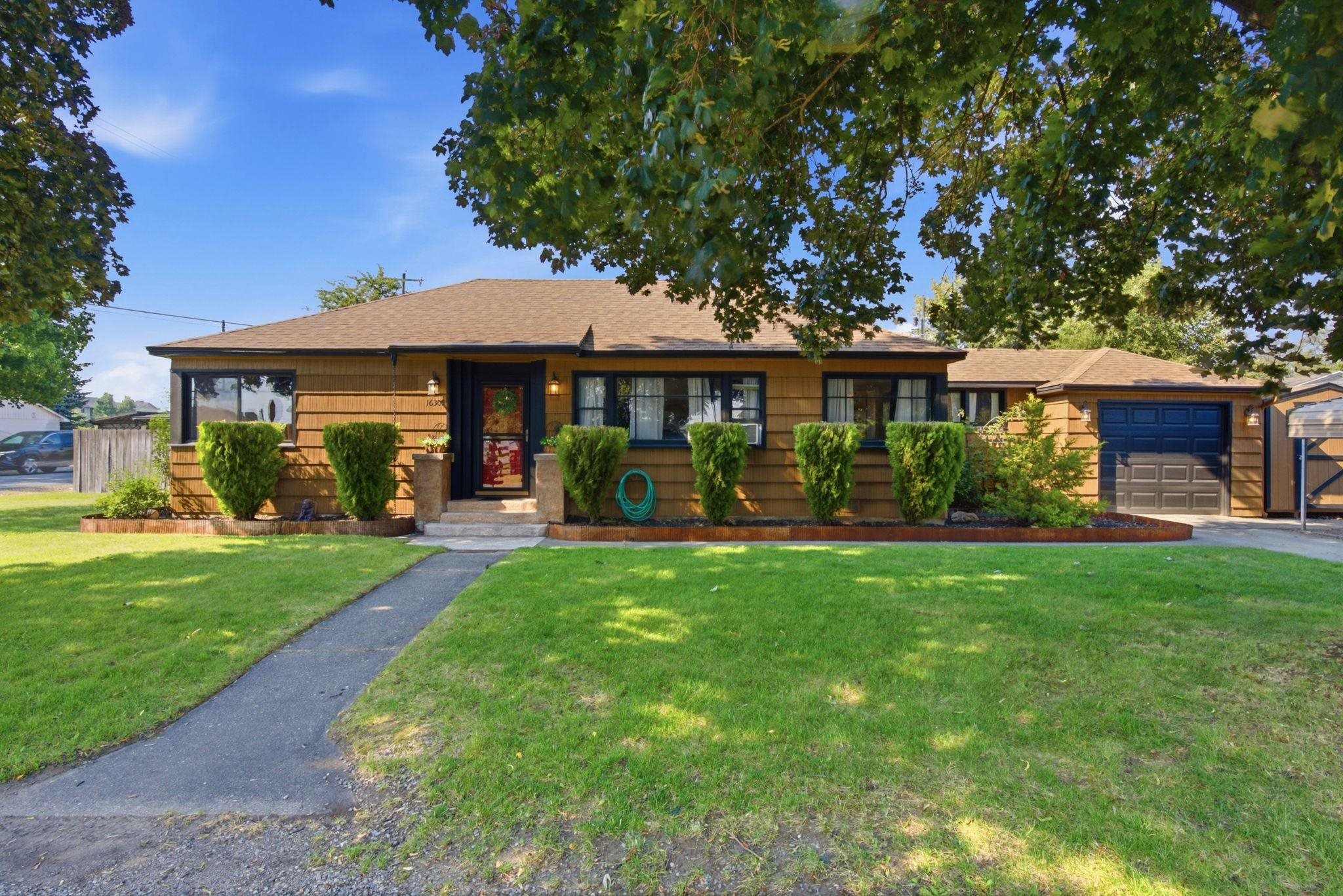 16305 E Riverside Ave - Photo 2