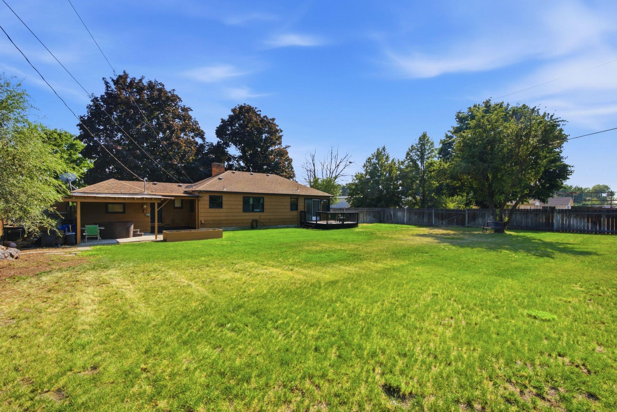 16305 E Riverside Ave - Photo 28