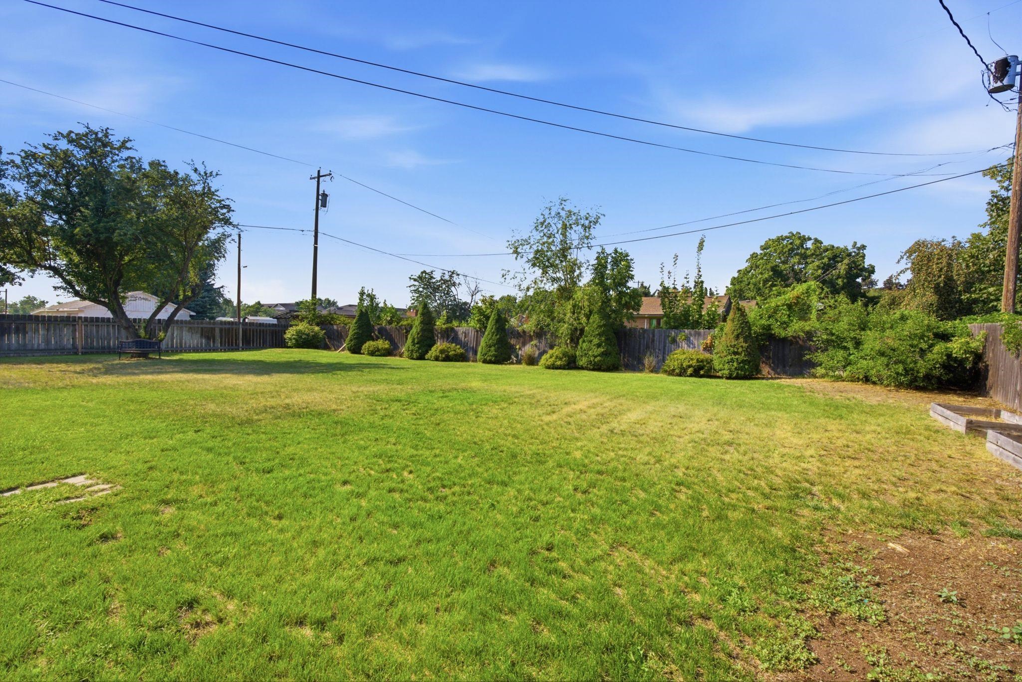 16305 E Riverside Ave - Photo 29
